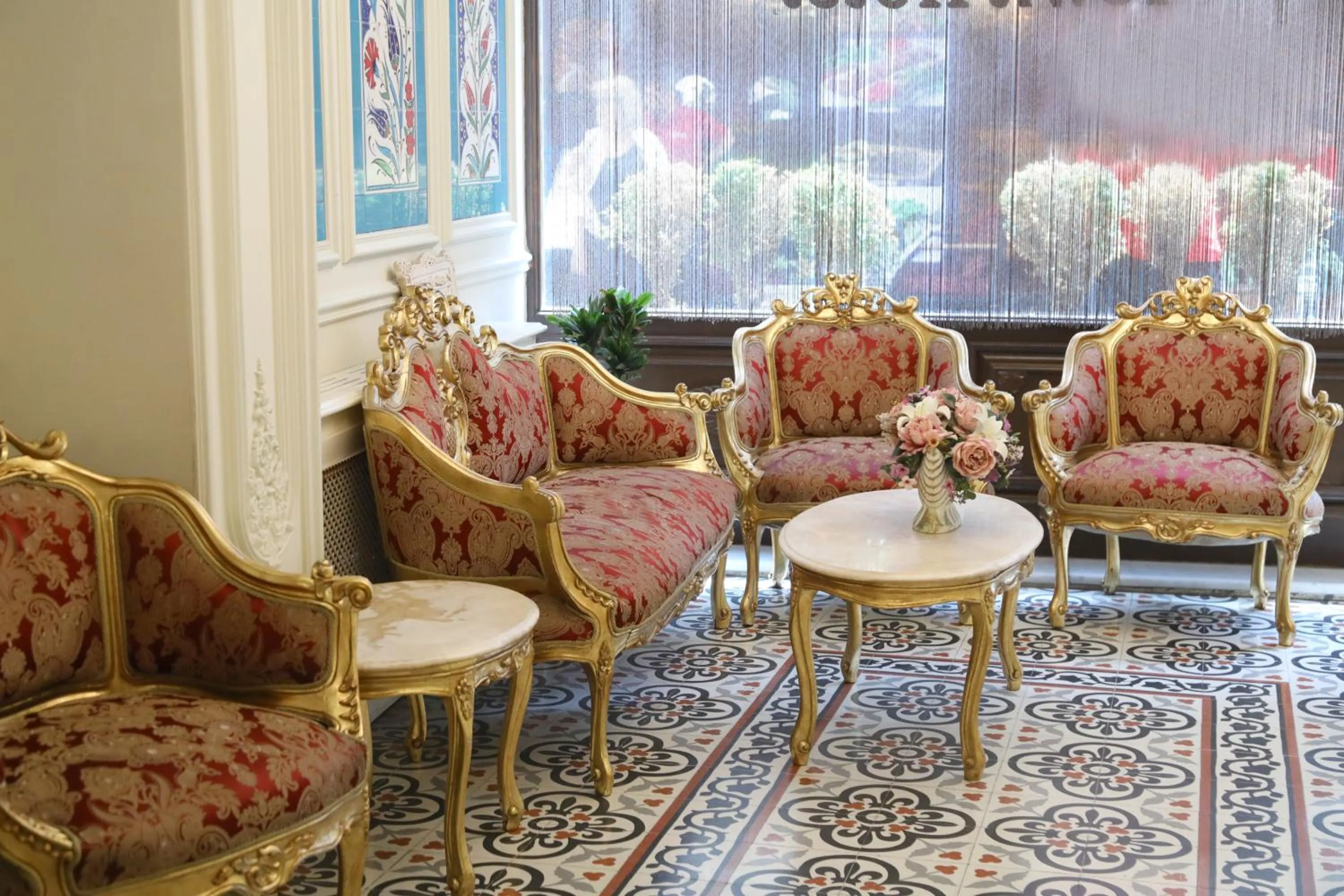 Lobby or reception in Best Town Hotel