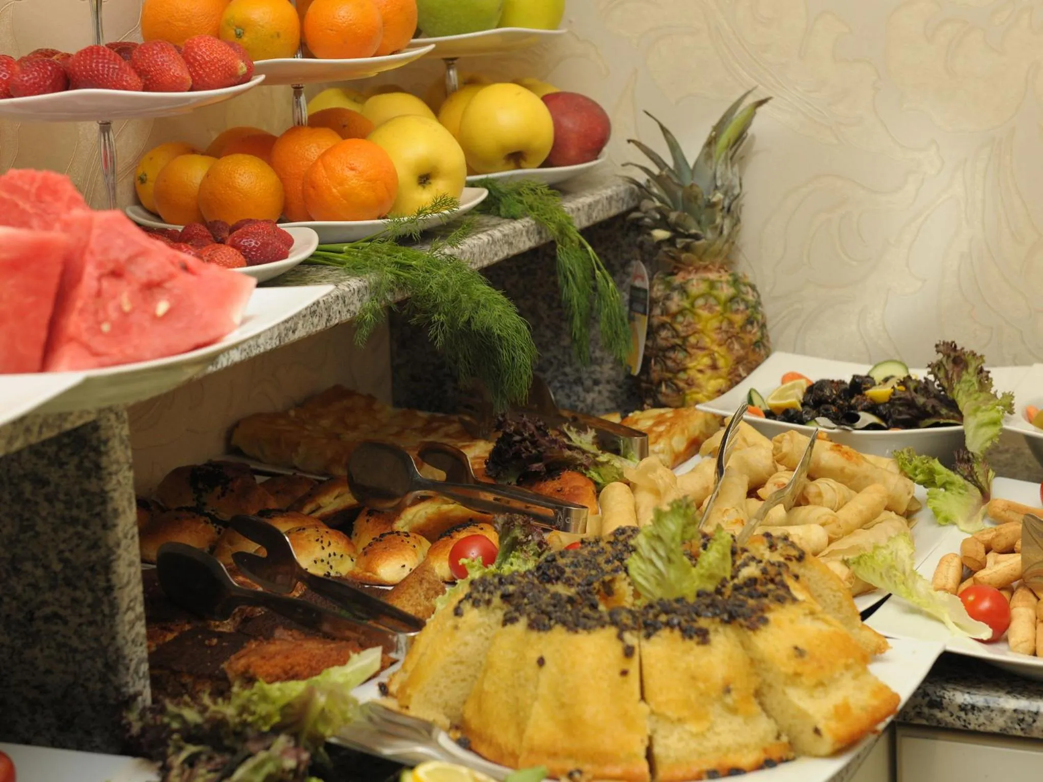 Food and drinks in Best Town Hotel