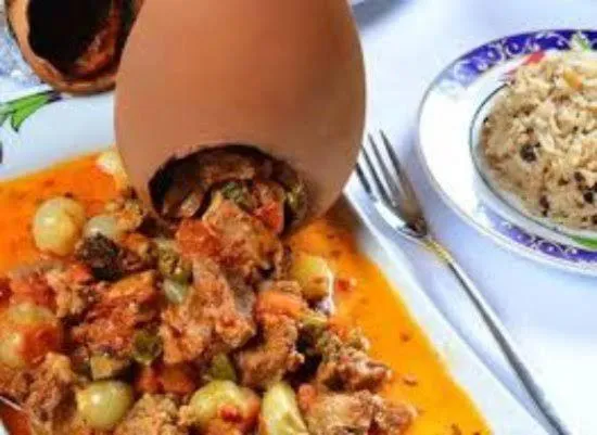 Restaurant/places to eat in Best Town Hotel