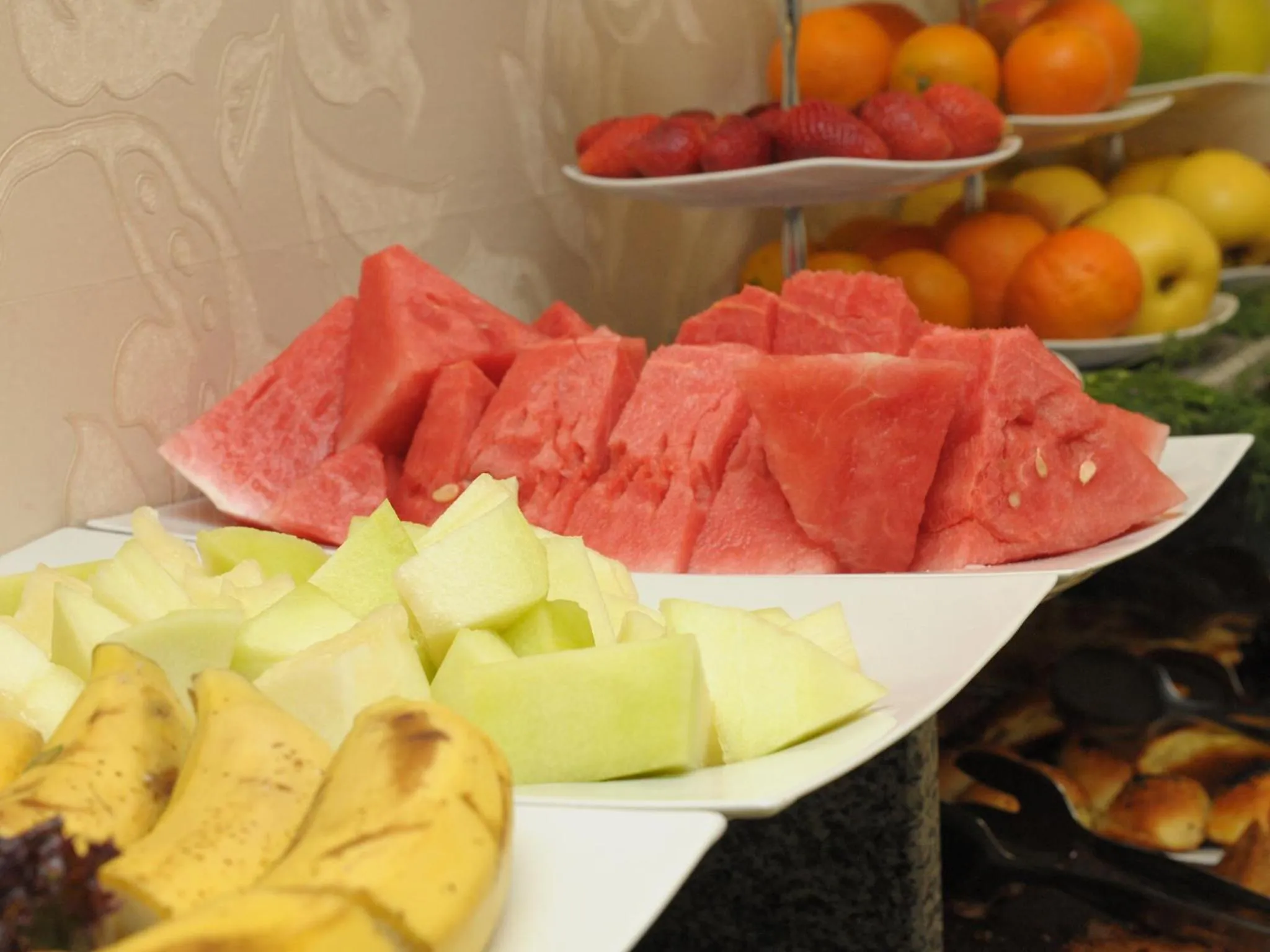 Food and drinks in Best Town Hotel