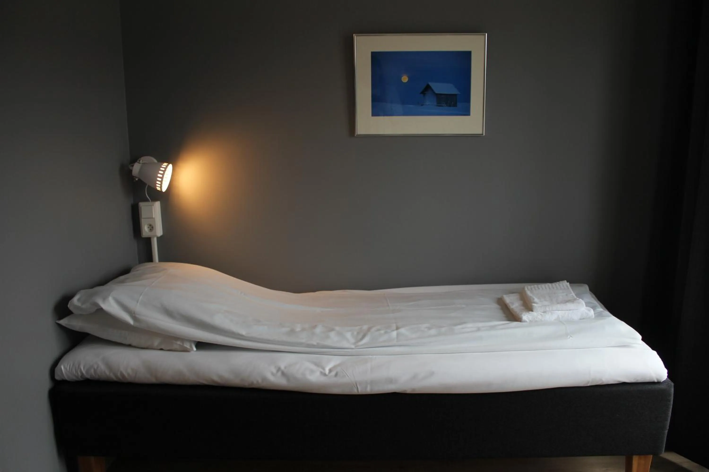 Bed in Stasjonen Hotel