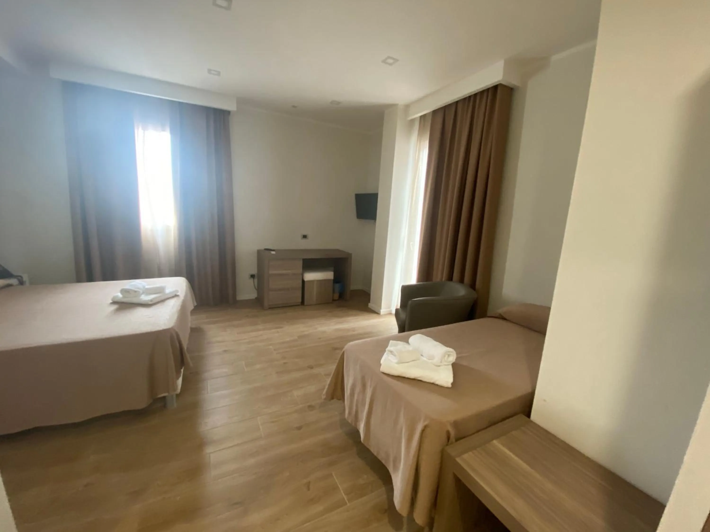 Bed in La Porta del Sole Hotel & Village