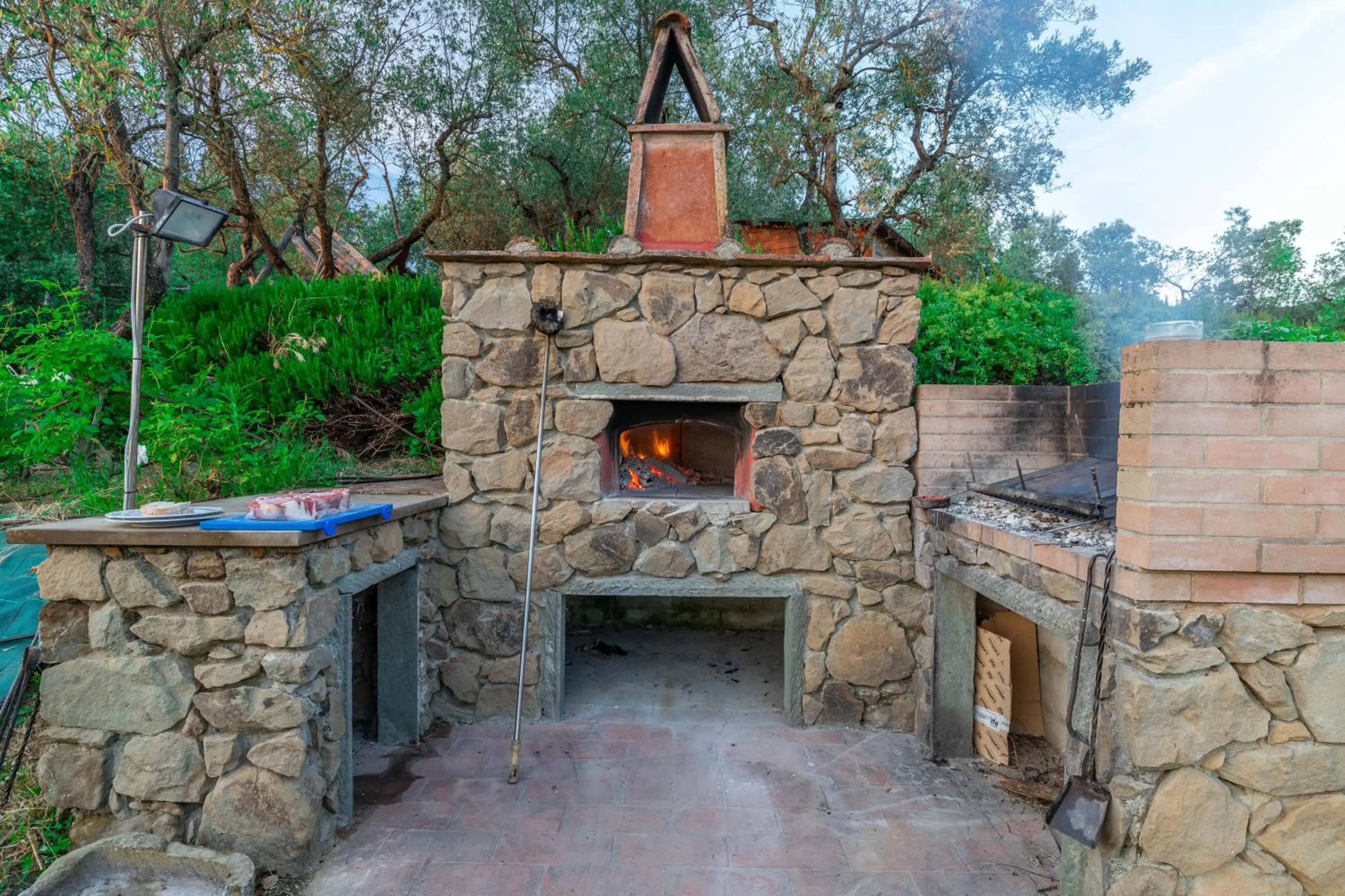 BBQ facilities in La Casa Medioevale