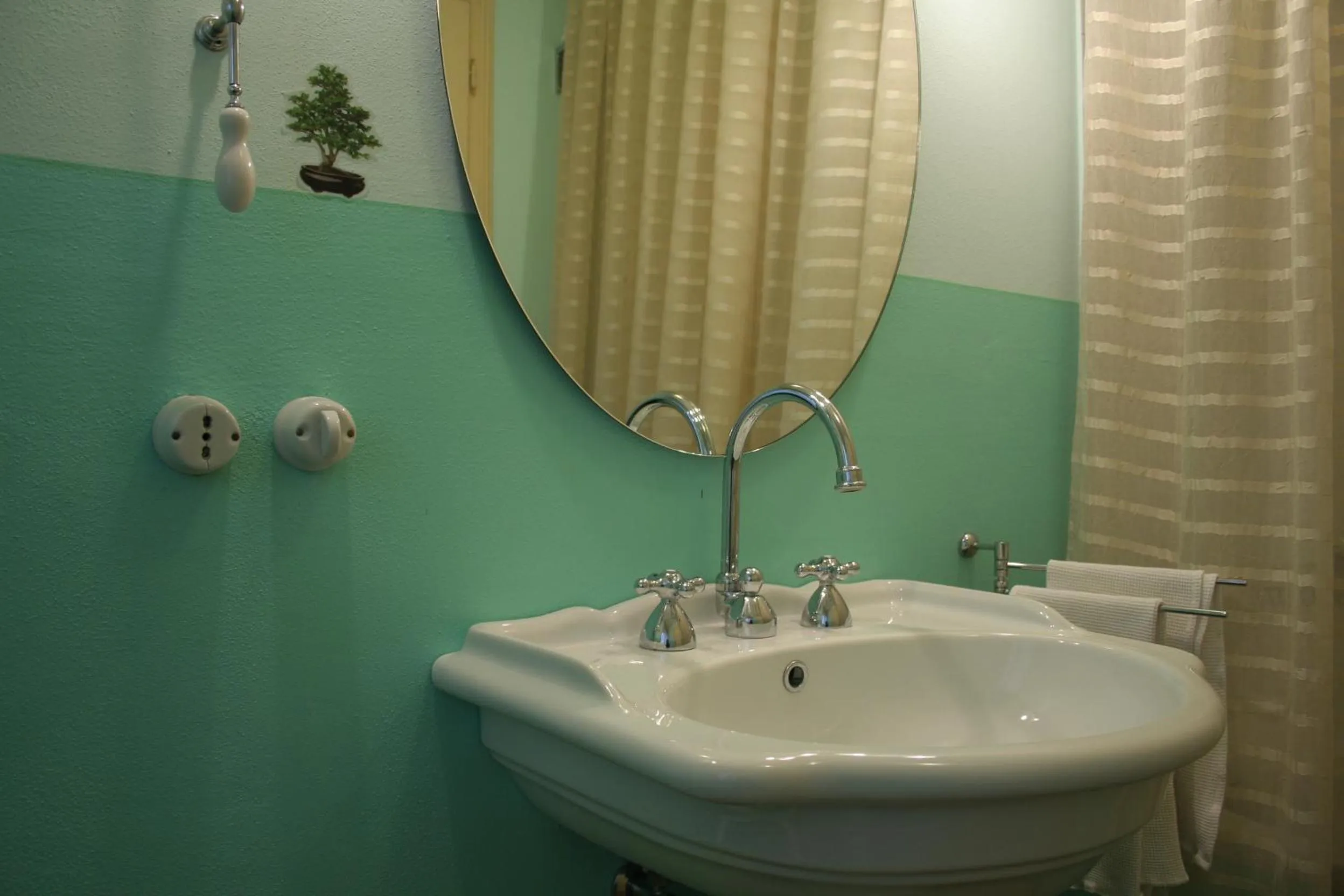 Bathroom in La Casa Medioevale