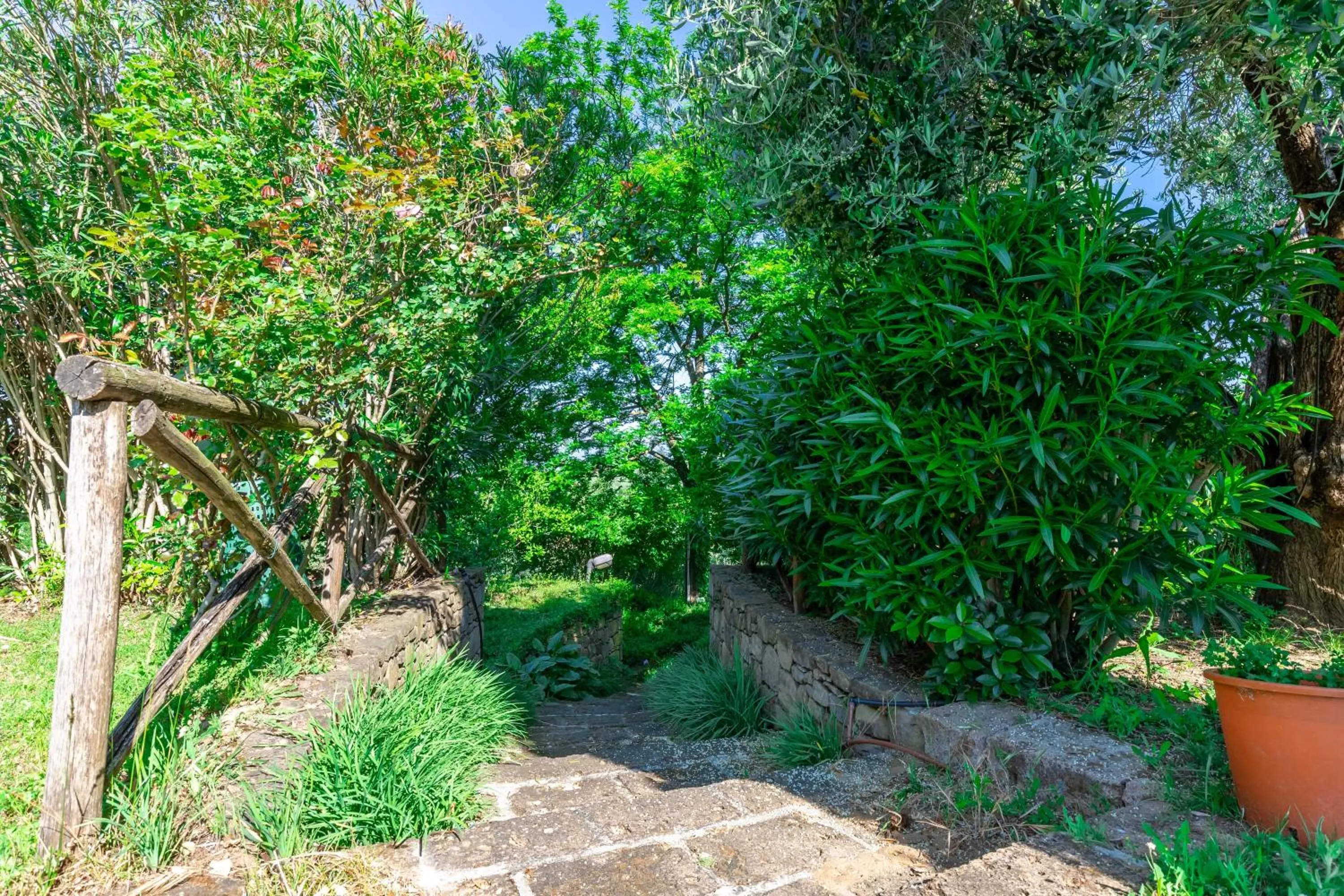 Property building in La Casa Medioevale