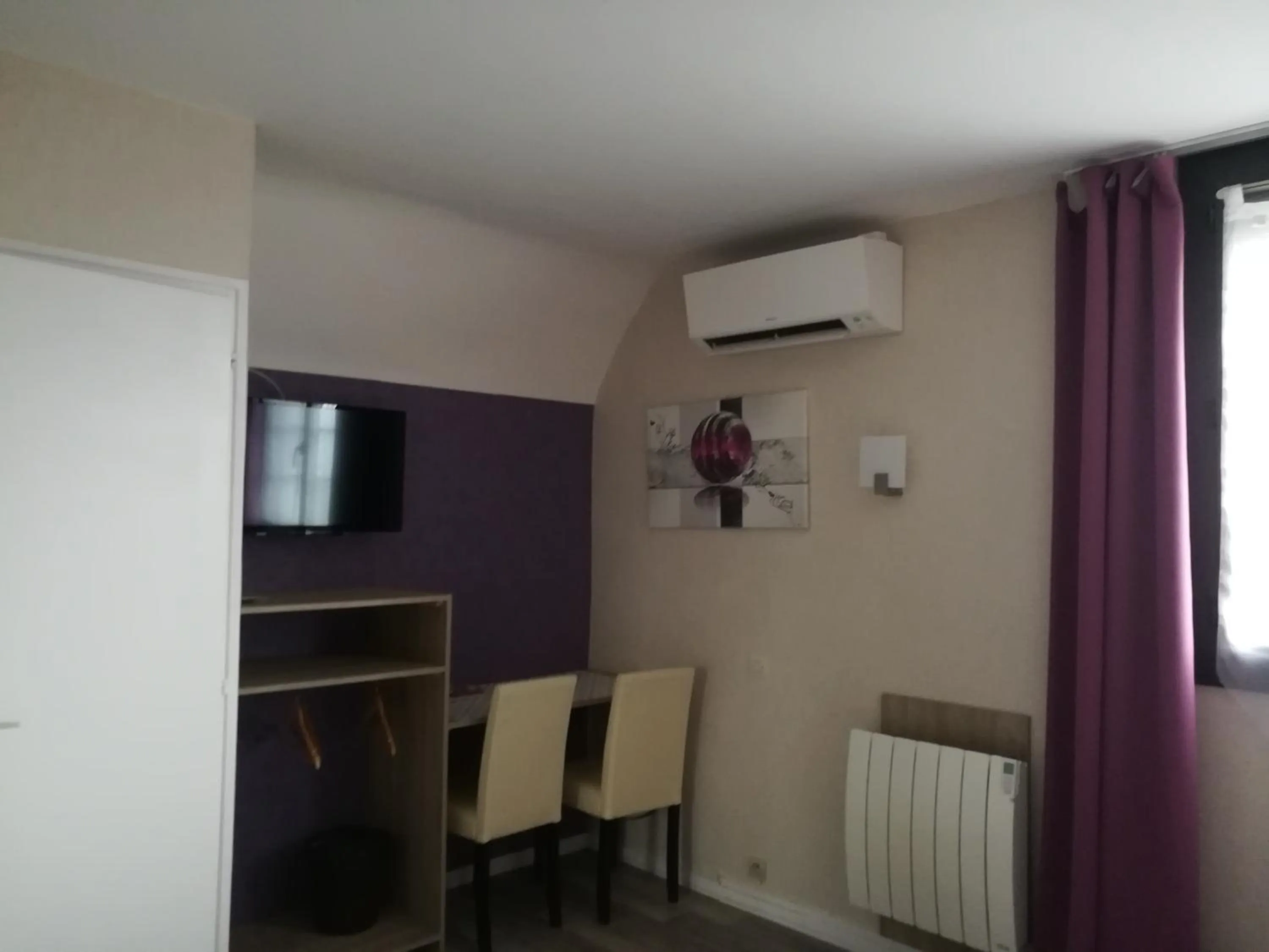 Property building in Contact Hôtel du Relais Thouars