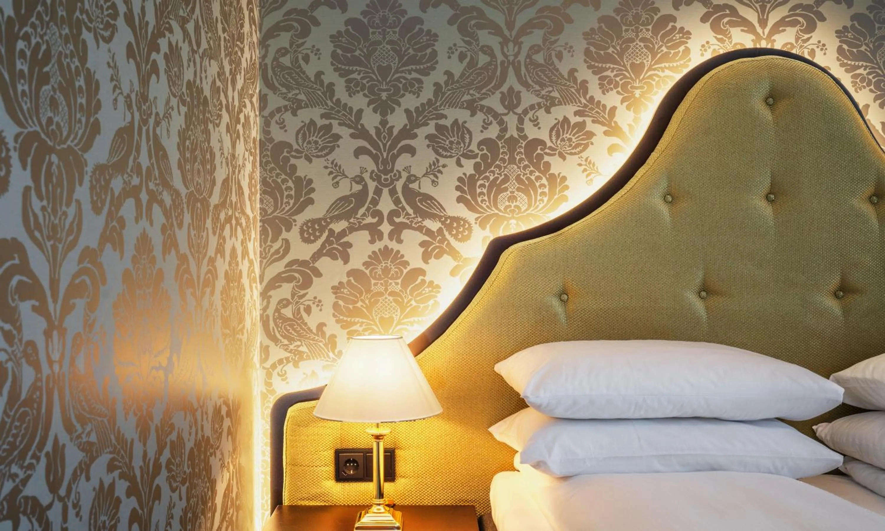 Bed in Hotel Bristol