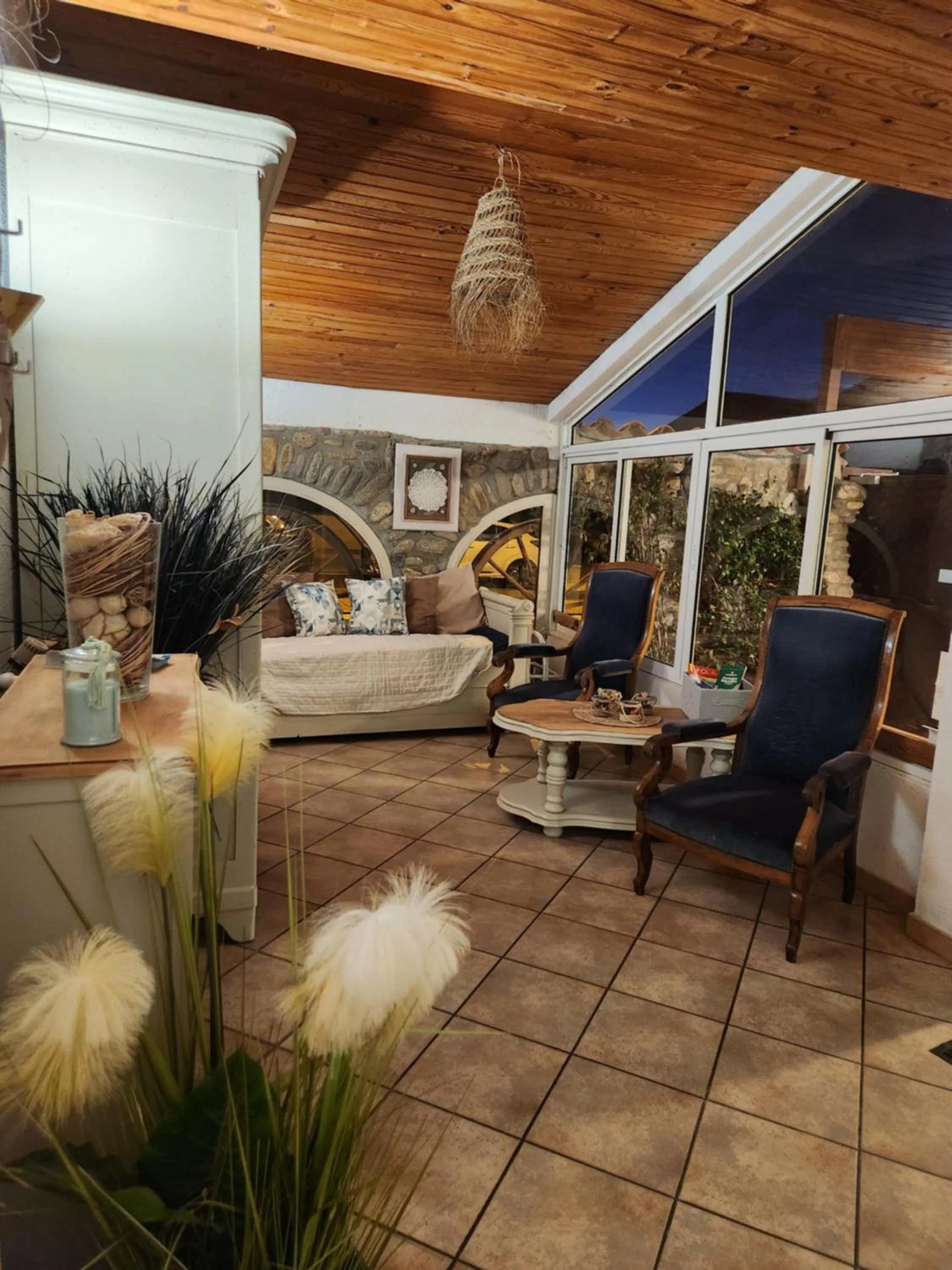 Logis Hôtel Restaurant les Charmettes