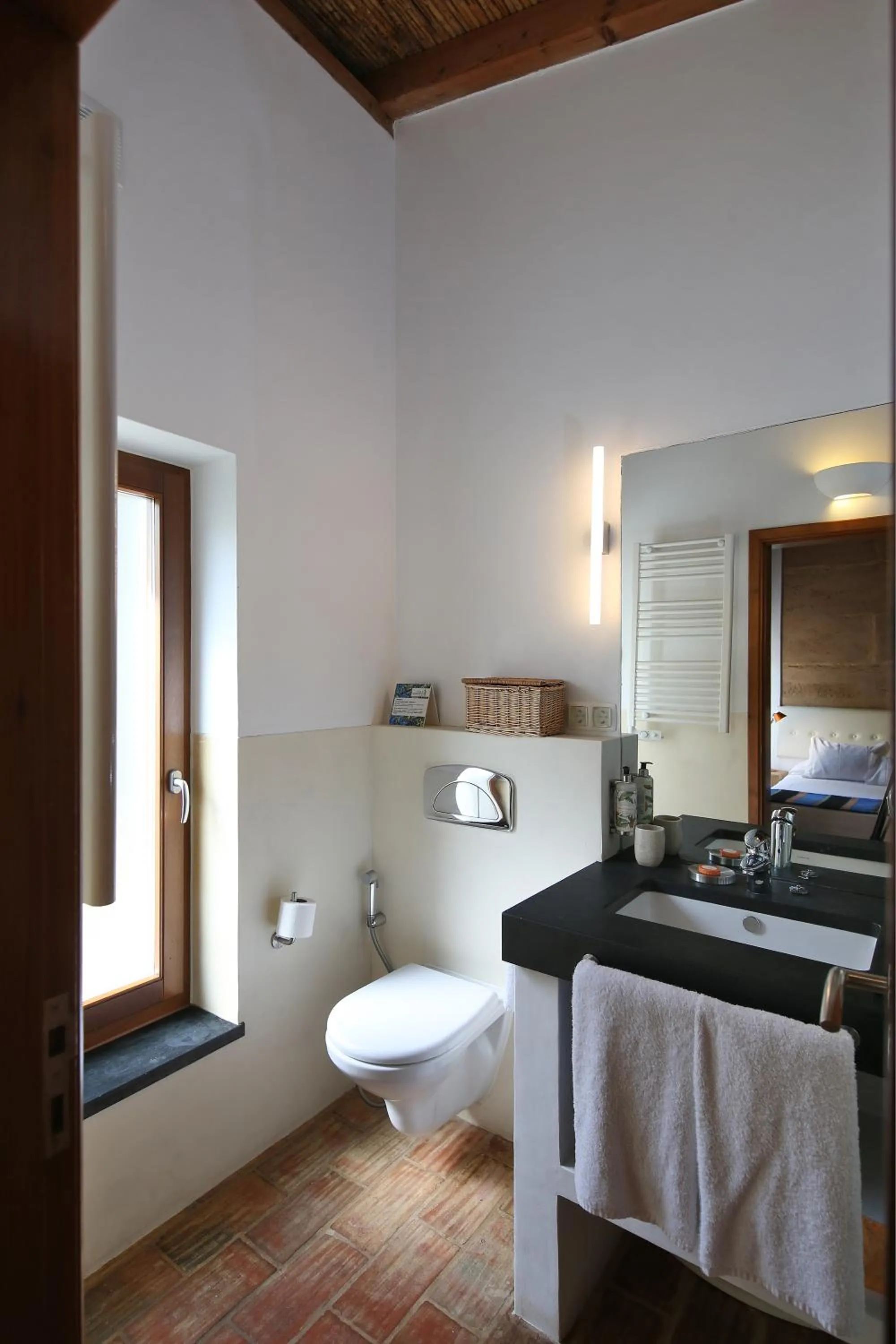 Toilet in Monte Da Vilarinha