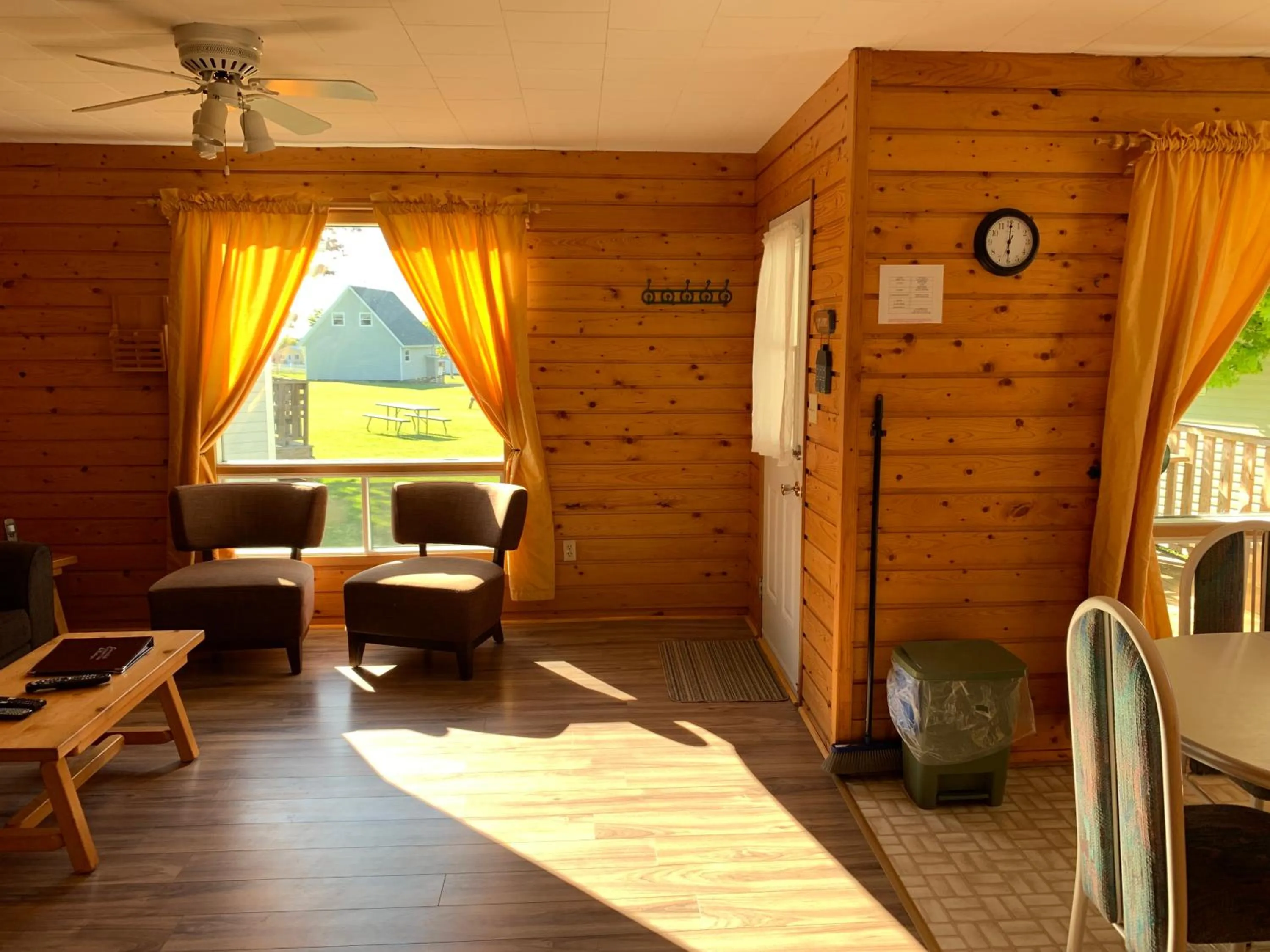 Cavendish Country Inn & Cottages