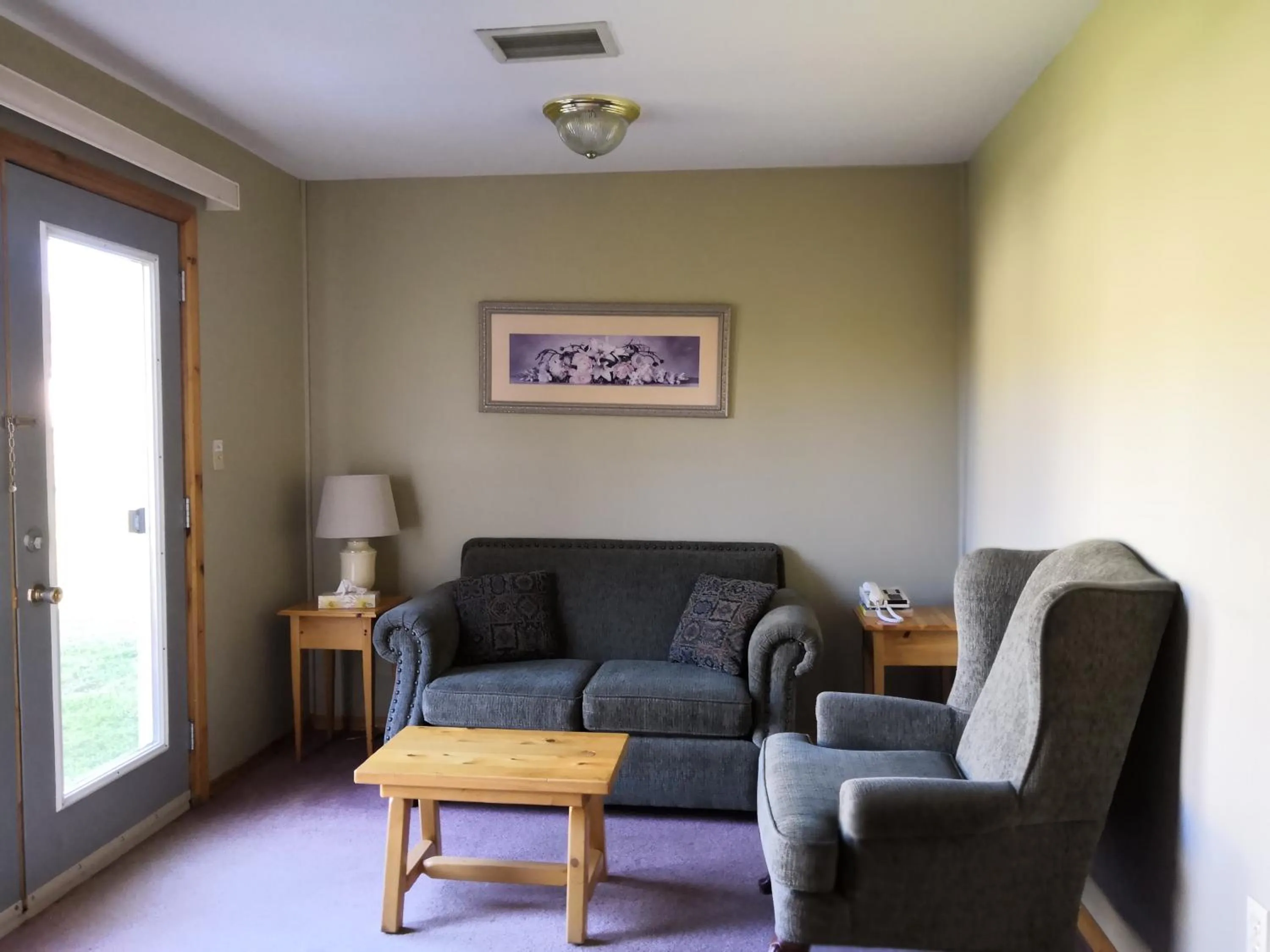 Cavendish Country Inn & Cottages