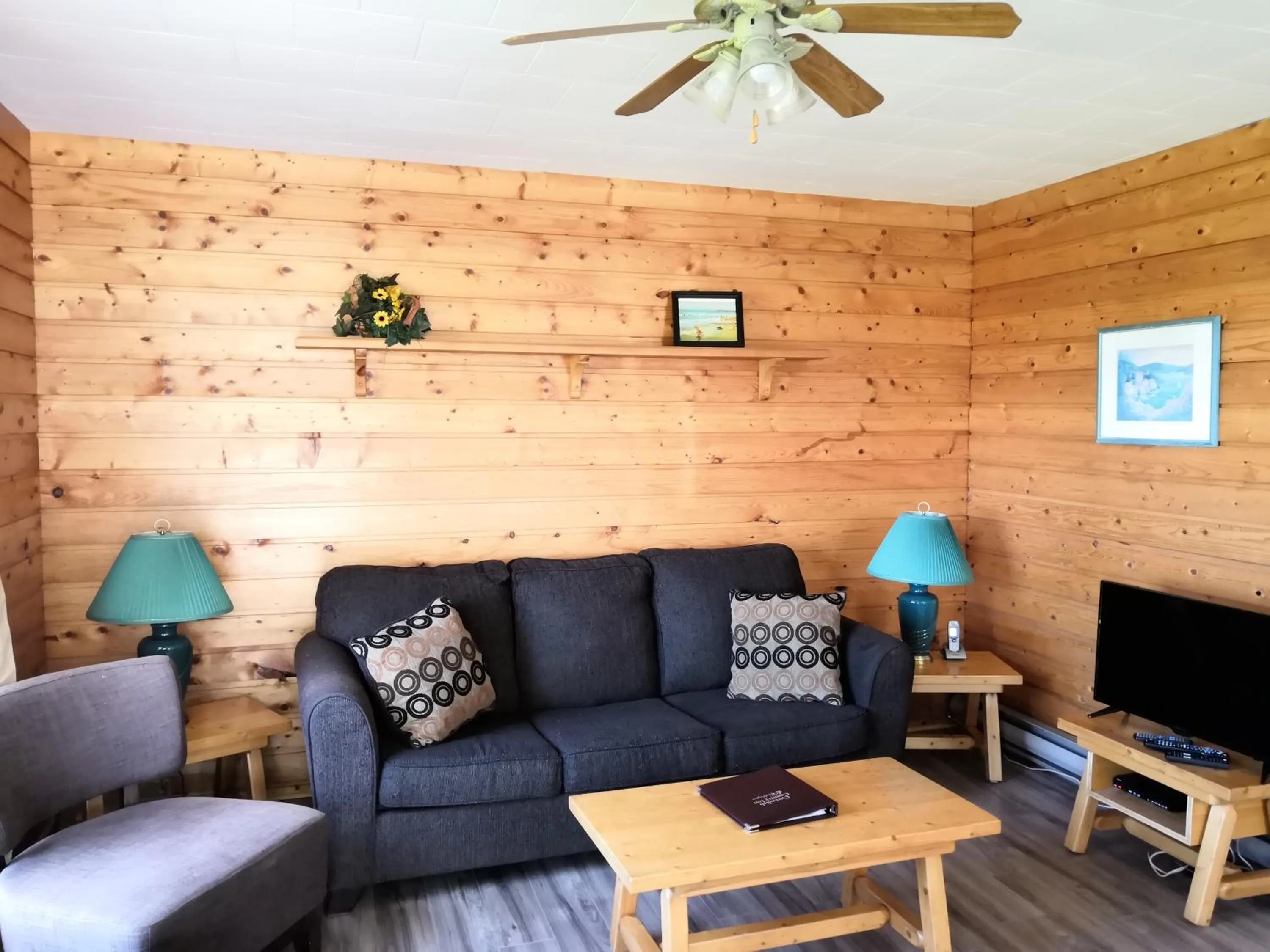 Cavendish Country Inn & Cottages