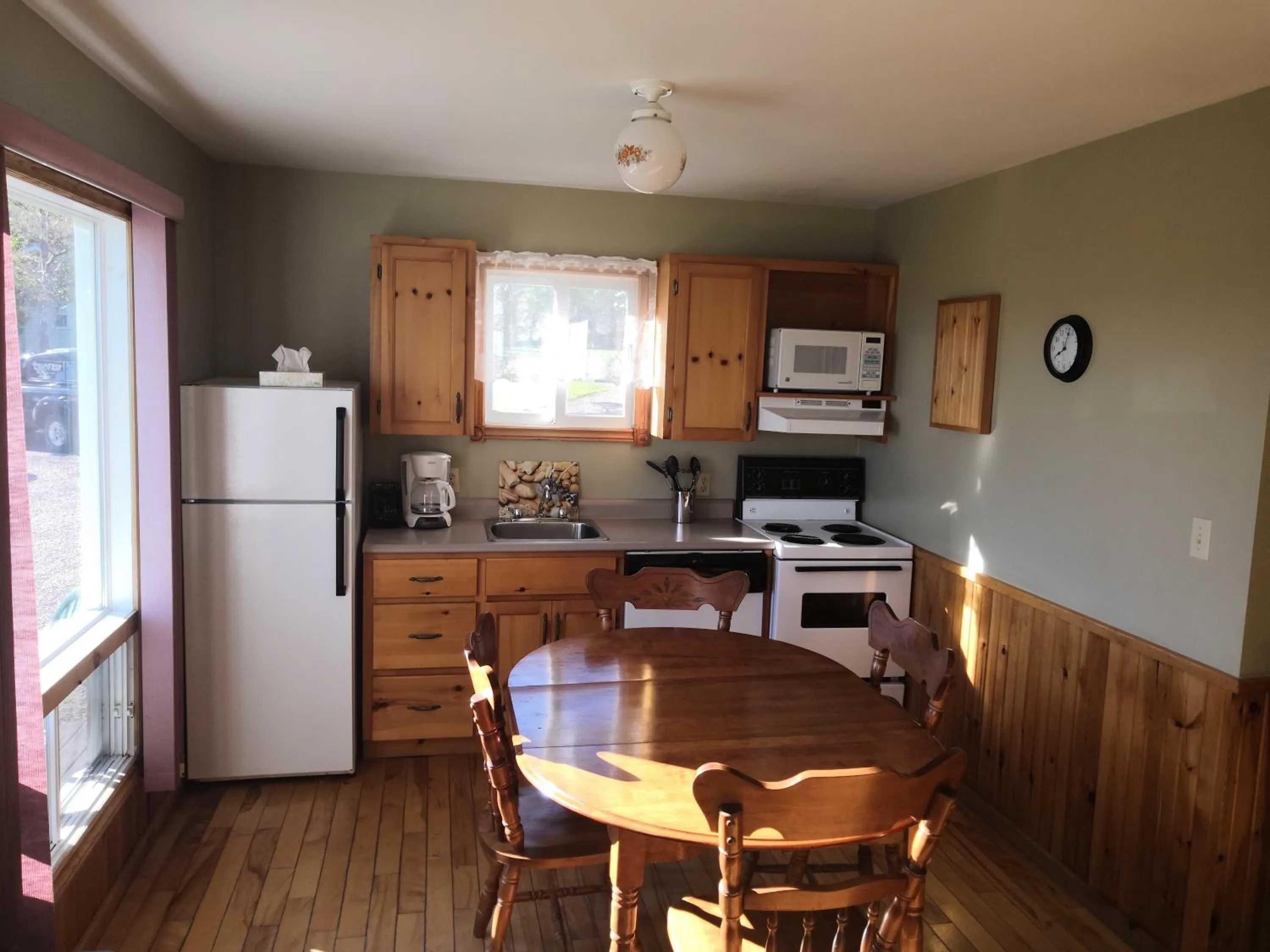 Cavendish Country Inn & Cottages