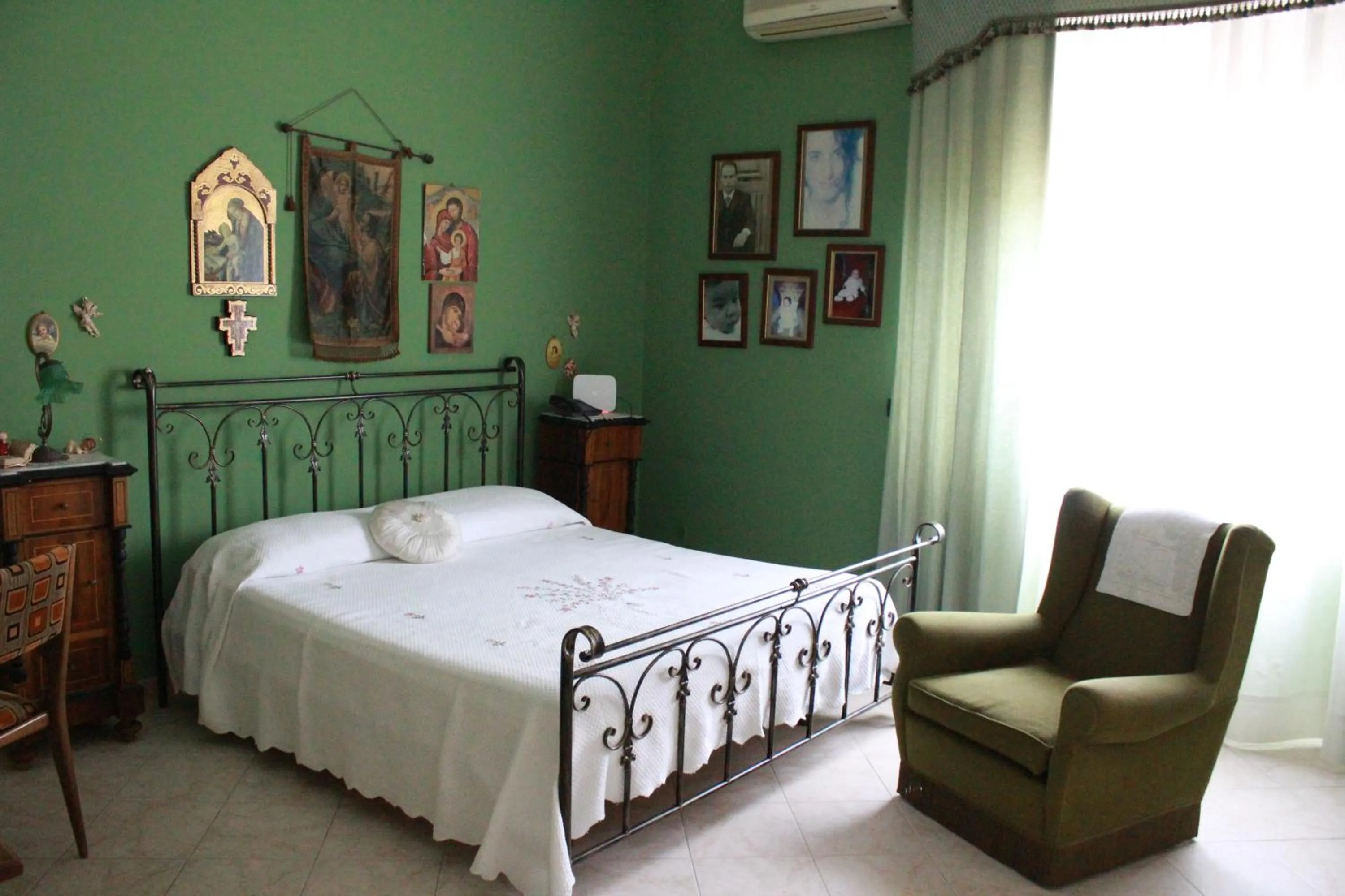 Bed in B&B Betania