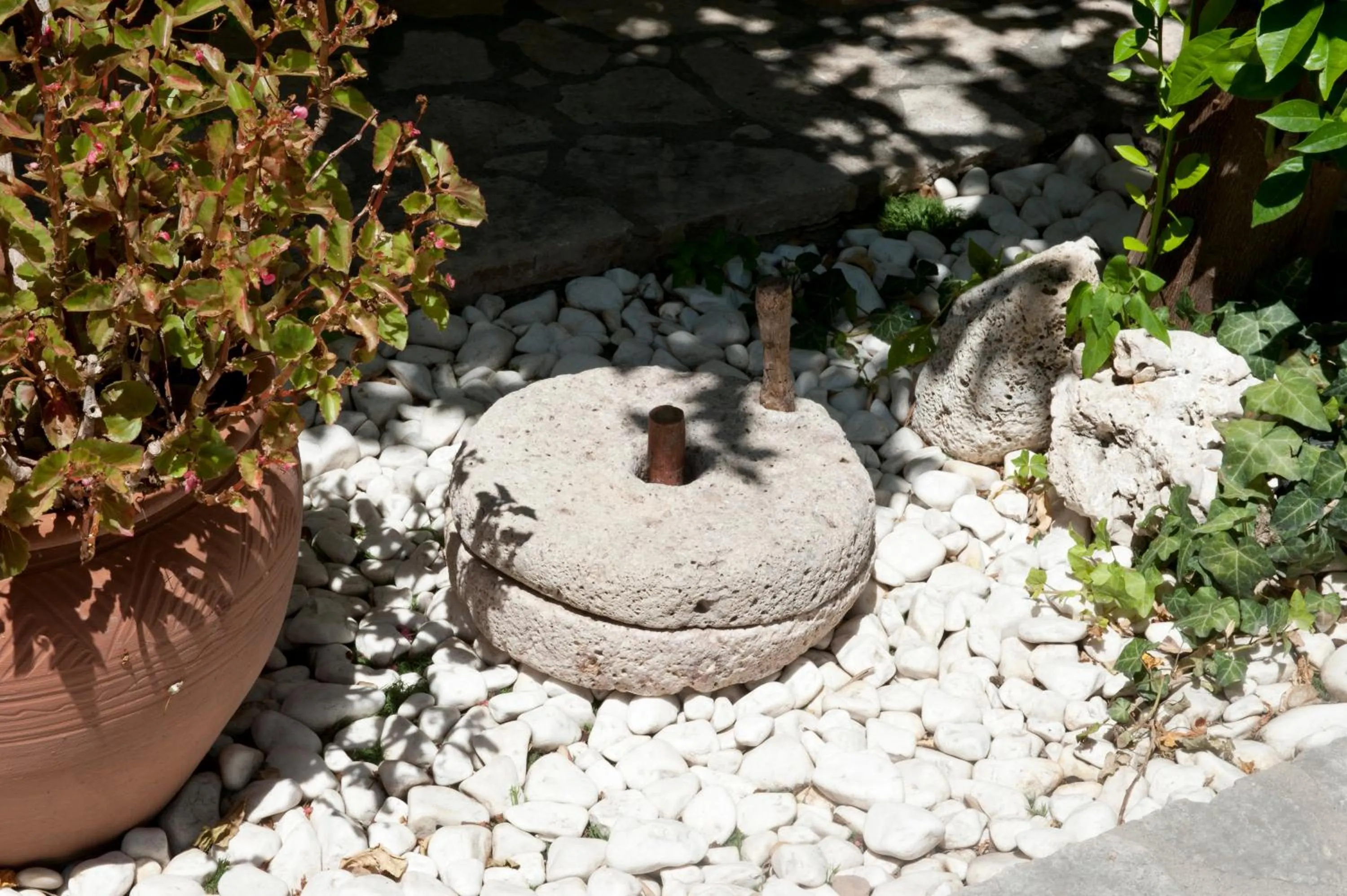 Decorative detail in Pegasus Hotel