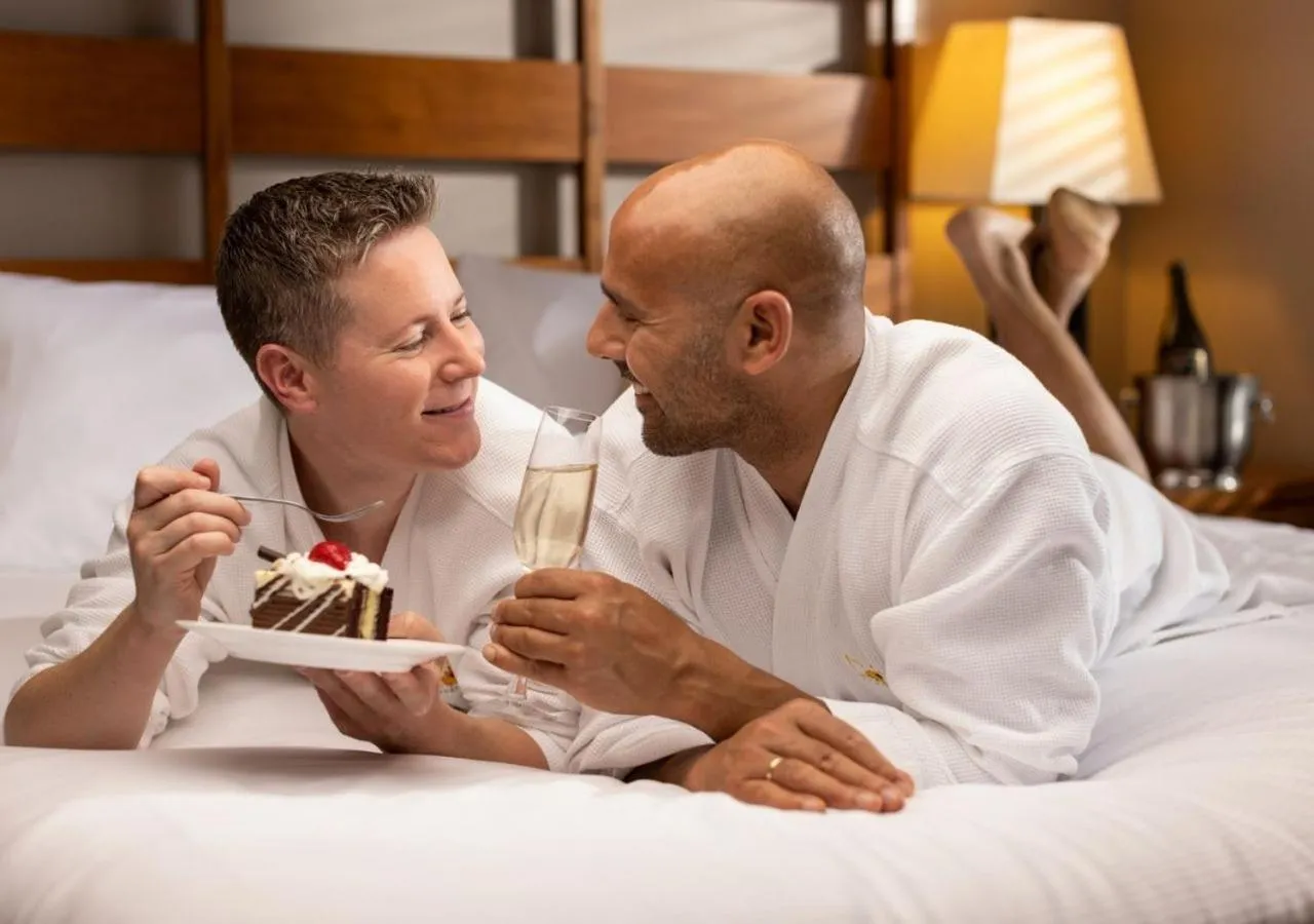 Bed in The Cove Lakeside Resort