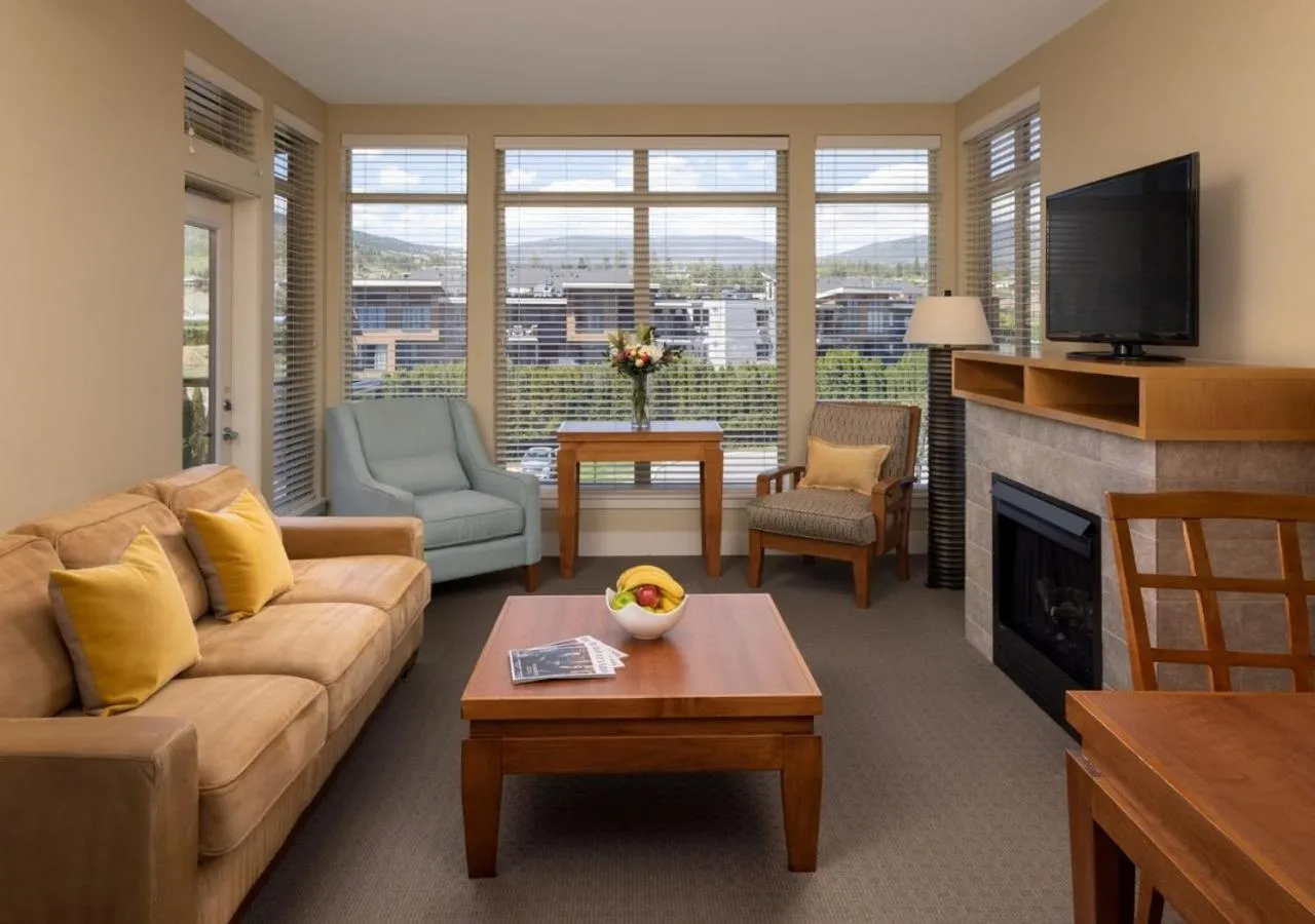 Living room in The Cove Lakeside Resort