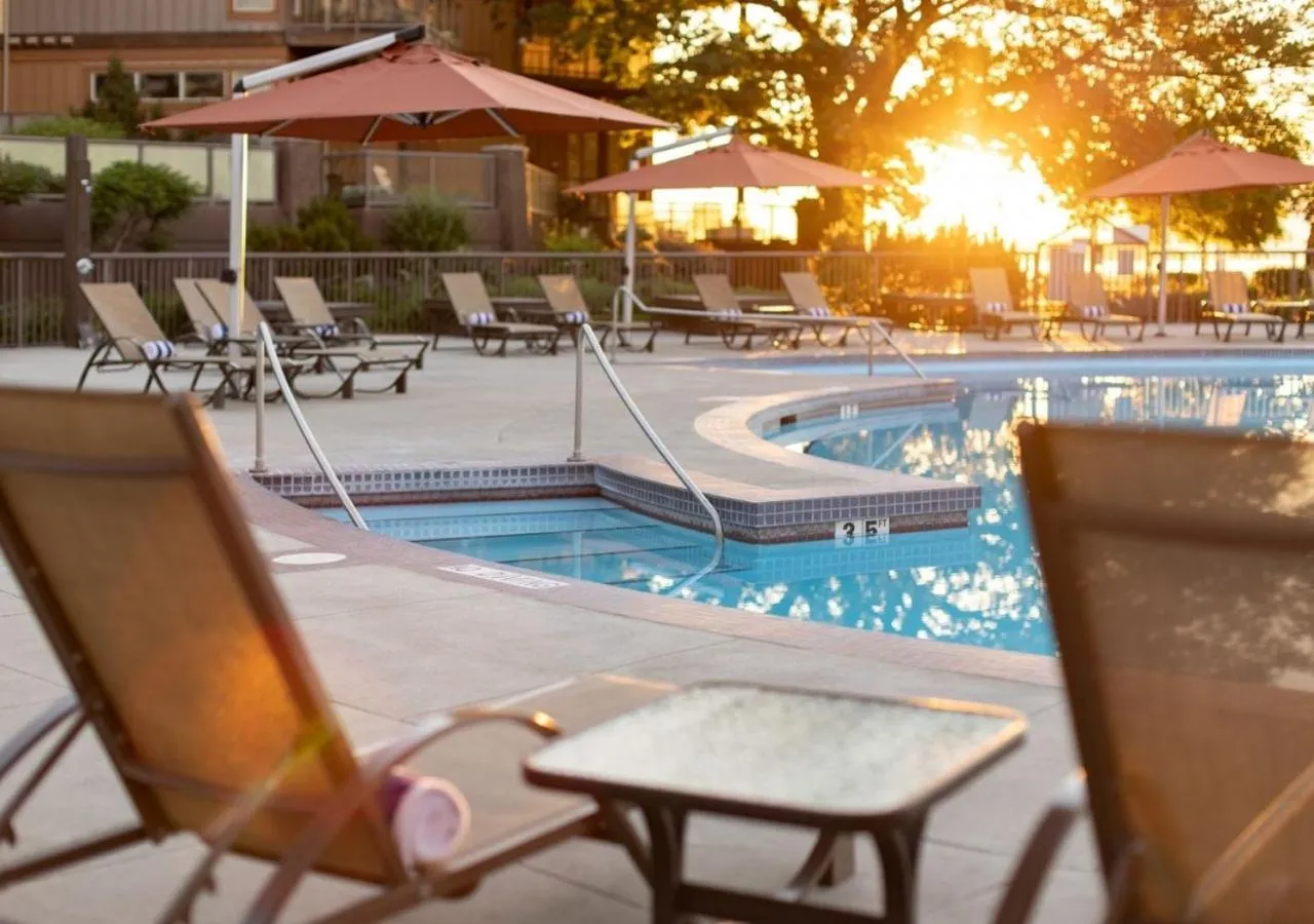 Pool view in The Cove Lakeside Resort