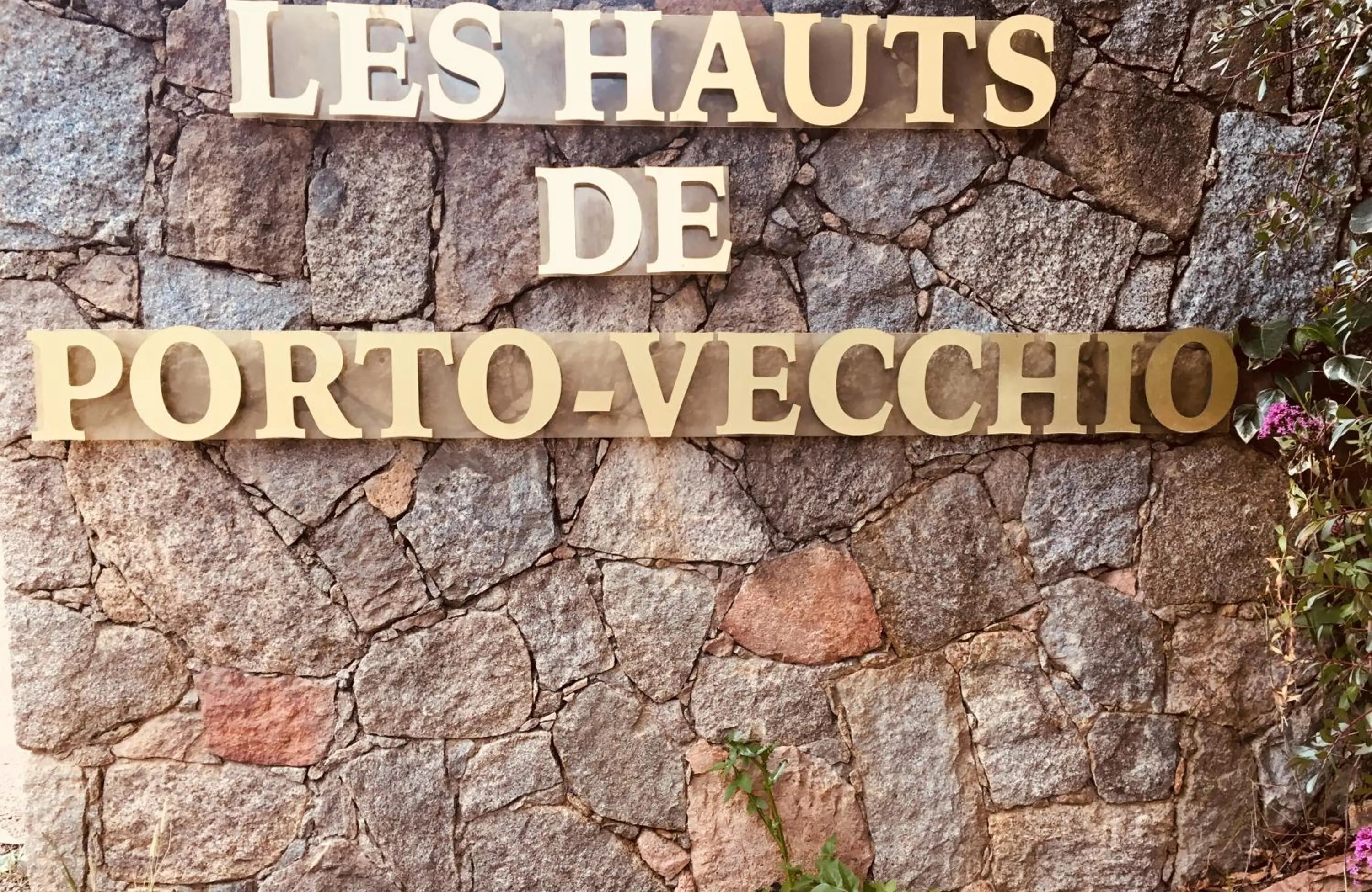 Facade/entrance in Hotel Les Hauts de Porto-Vecchio