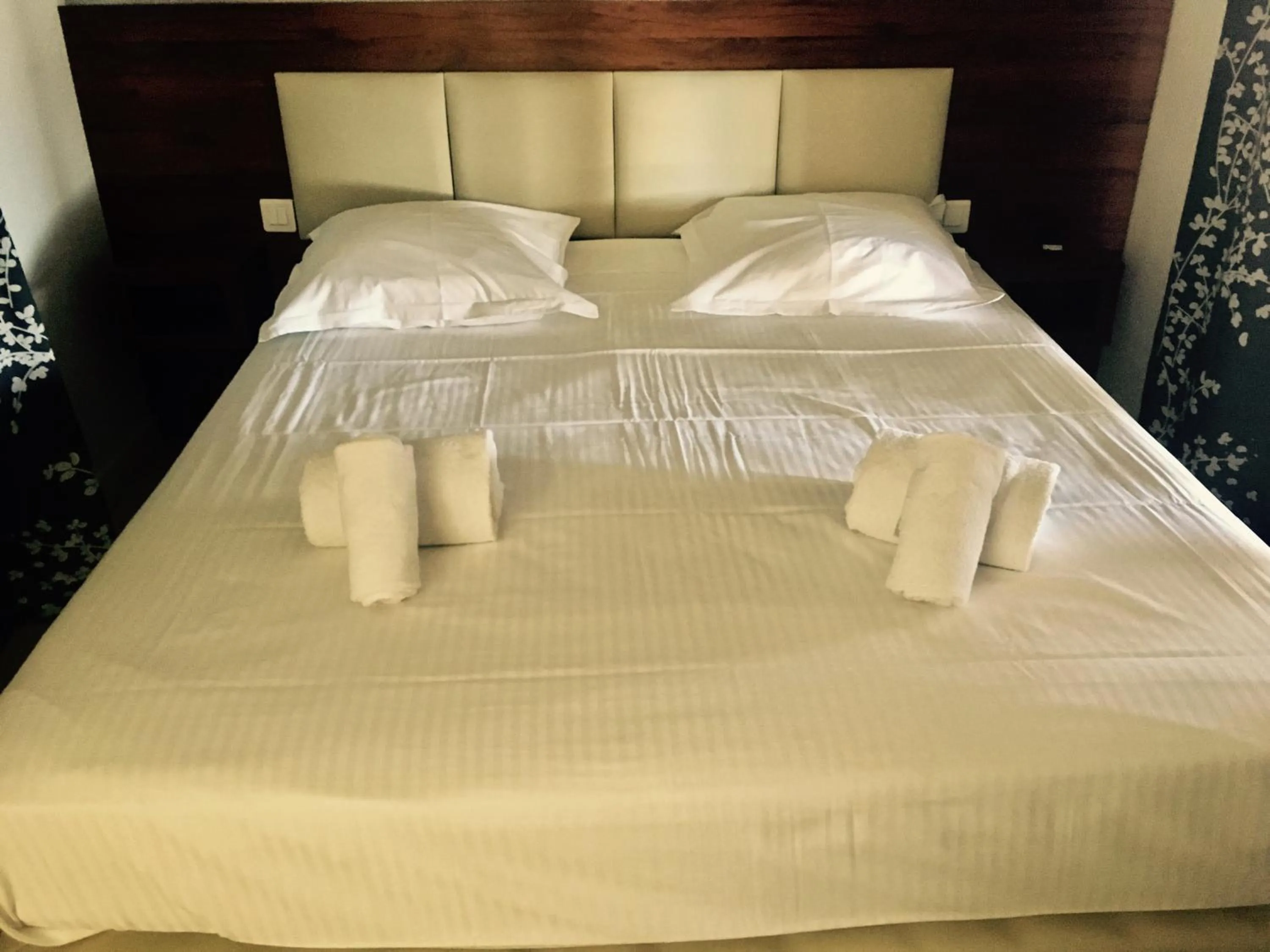 Bed in Hotel Les Hauts de Porto-Vecchio