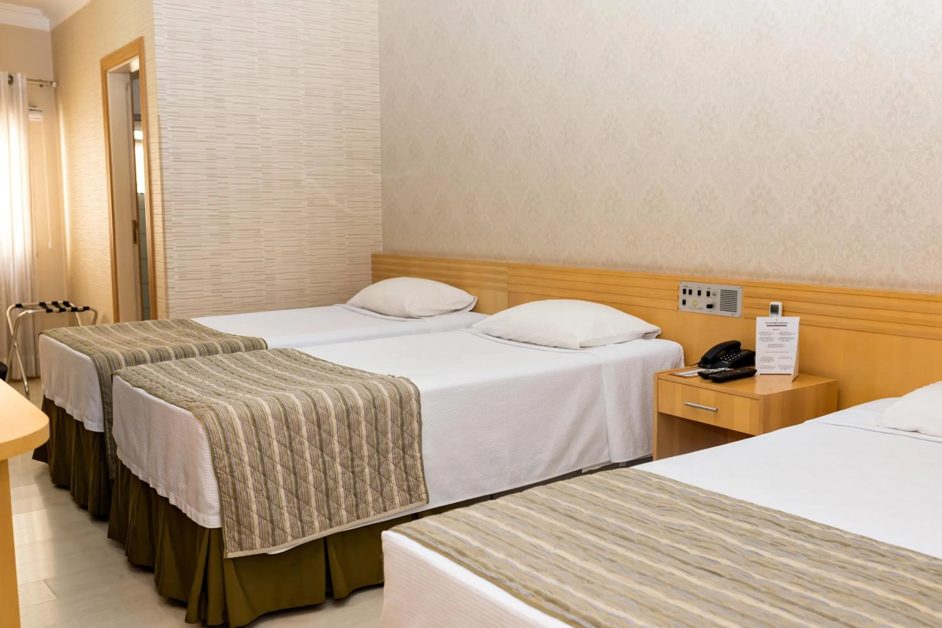 Bed in GoldMen Select Cianorte