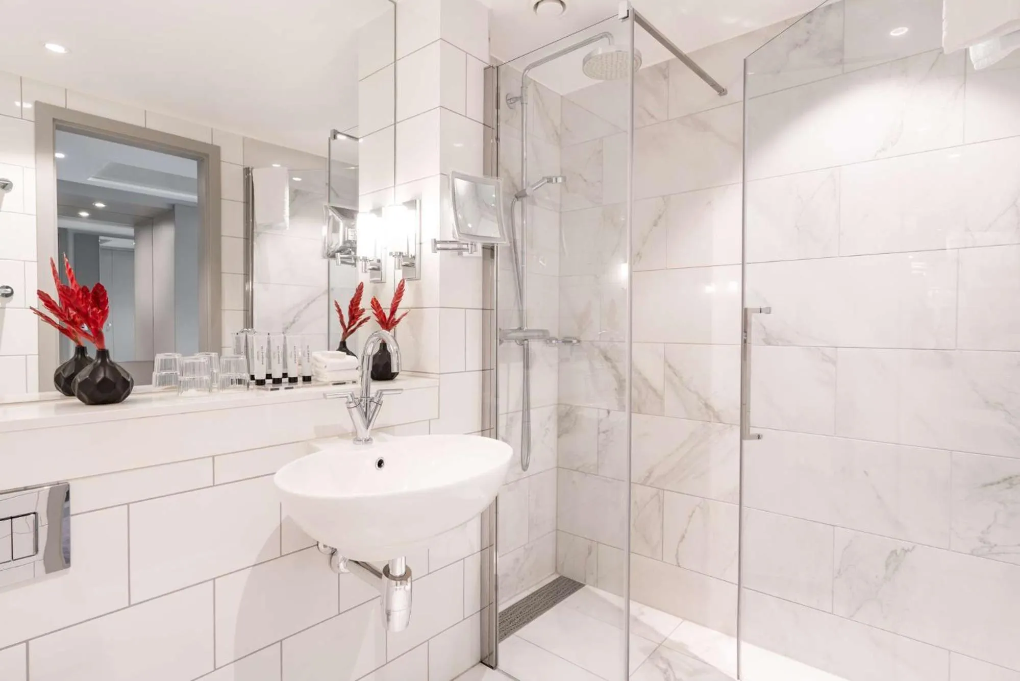 Bathroom in Grand Hotel Oslo