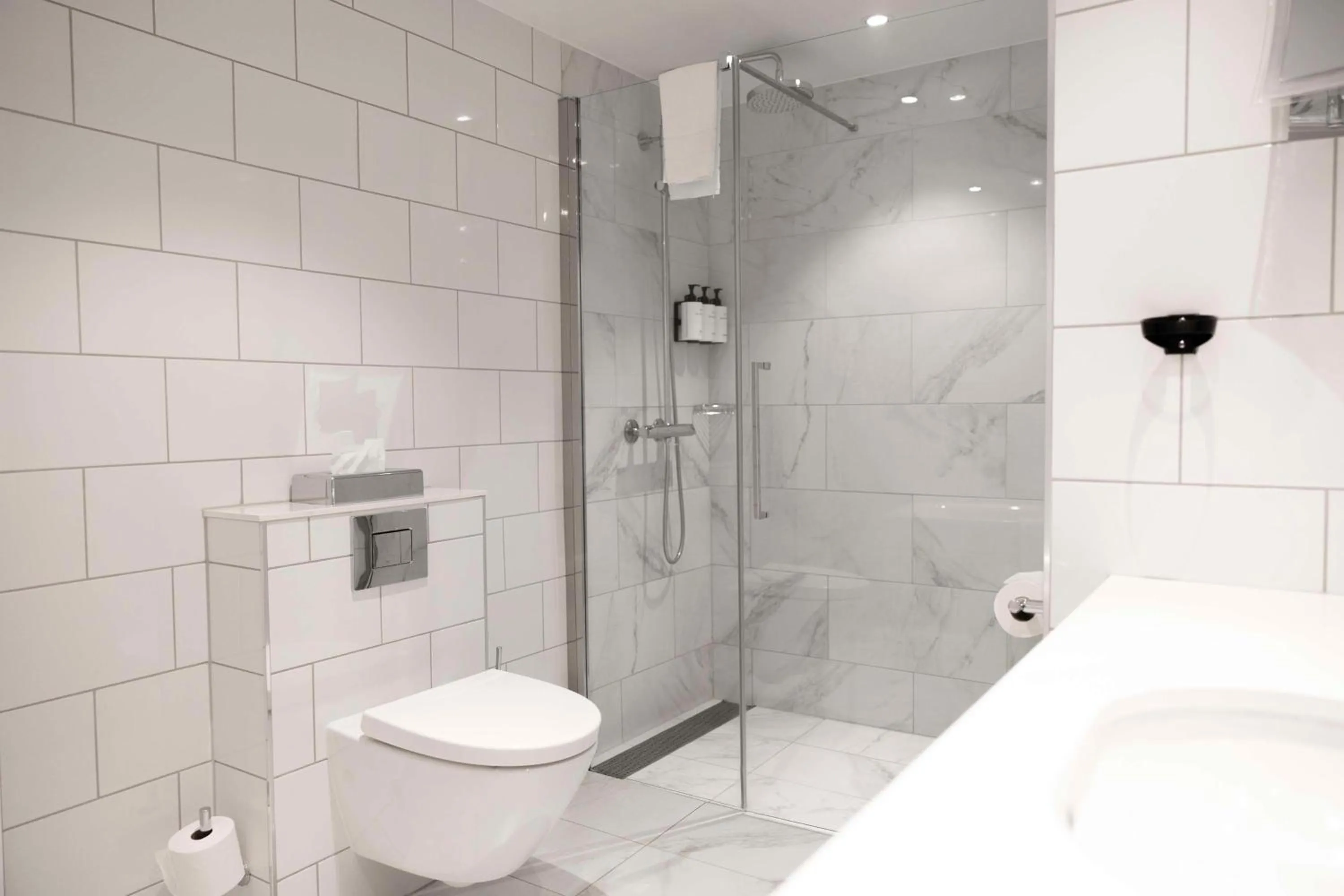 Bathroom in Grand Hotel Oslo