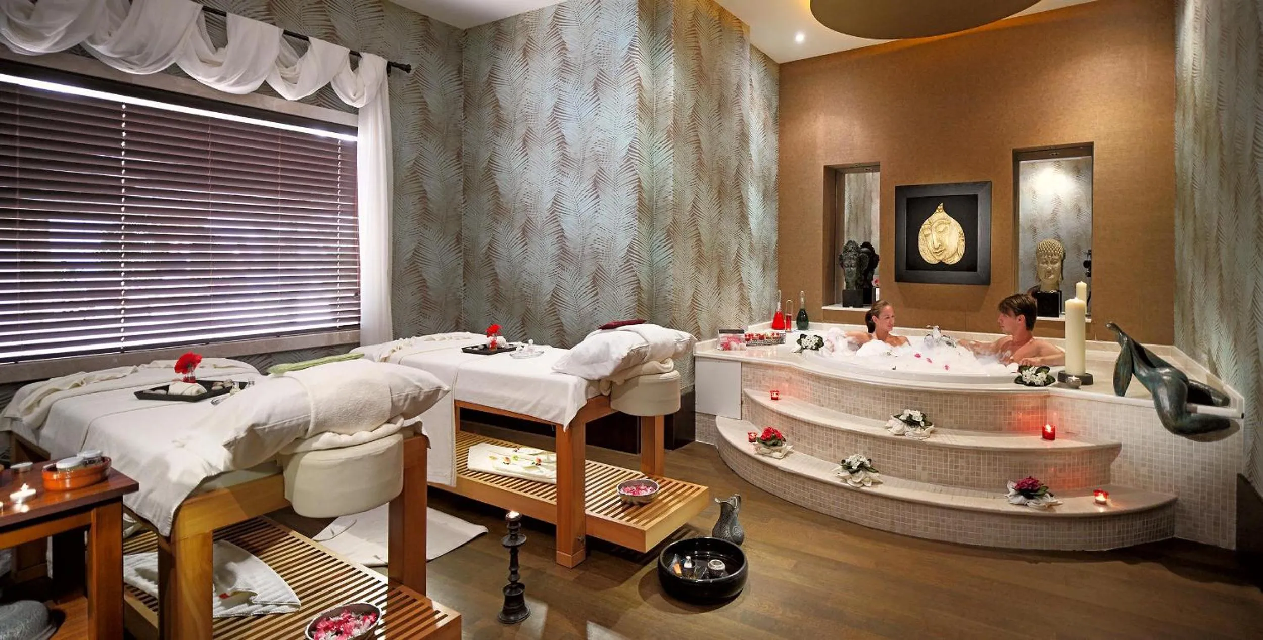 Hot Tub in Sianji Well-Being Resort