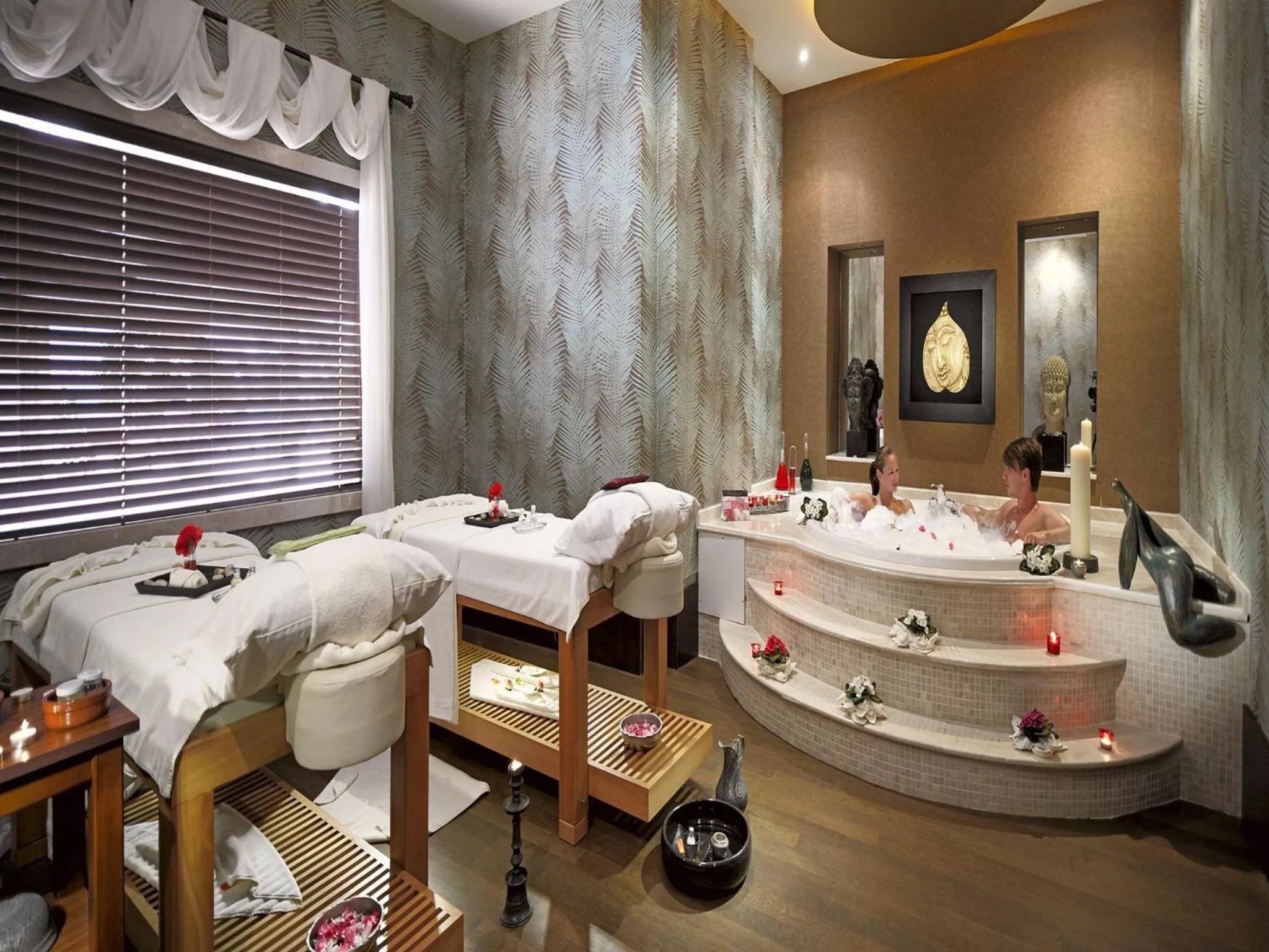 People in Sianji Well-Being Resort