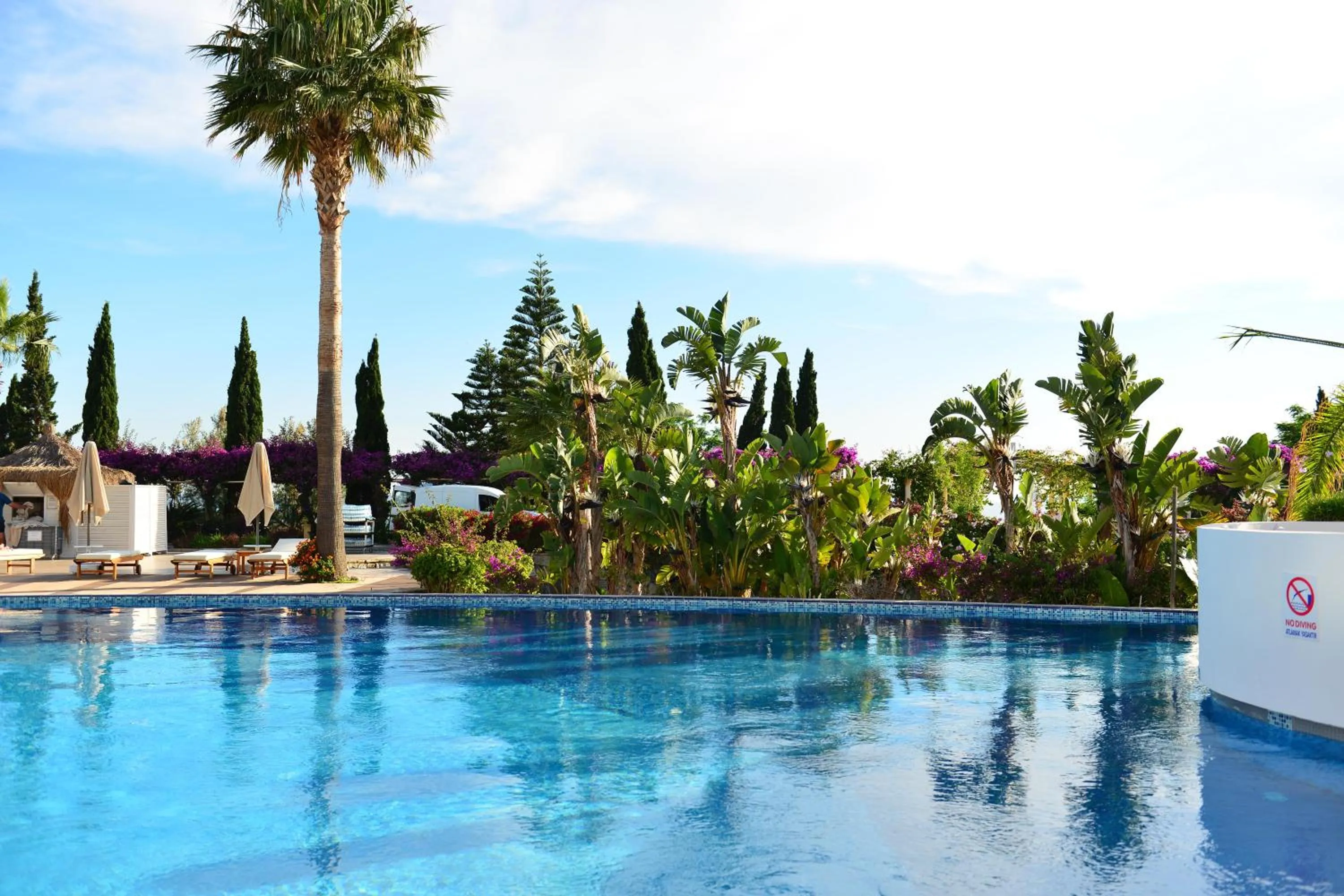 Swimming pool in Sianji Well-Being Resort