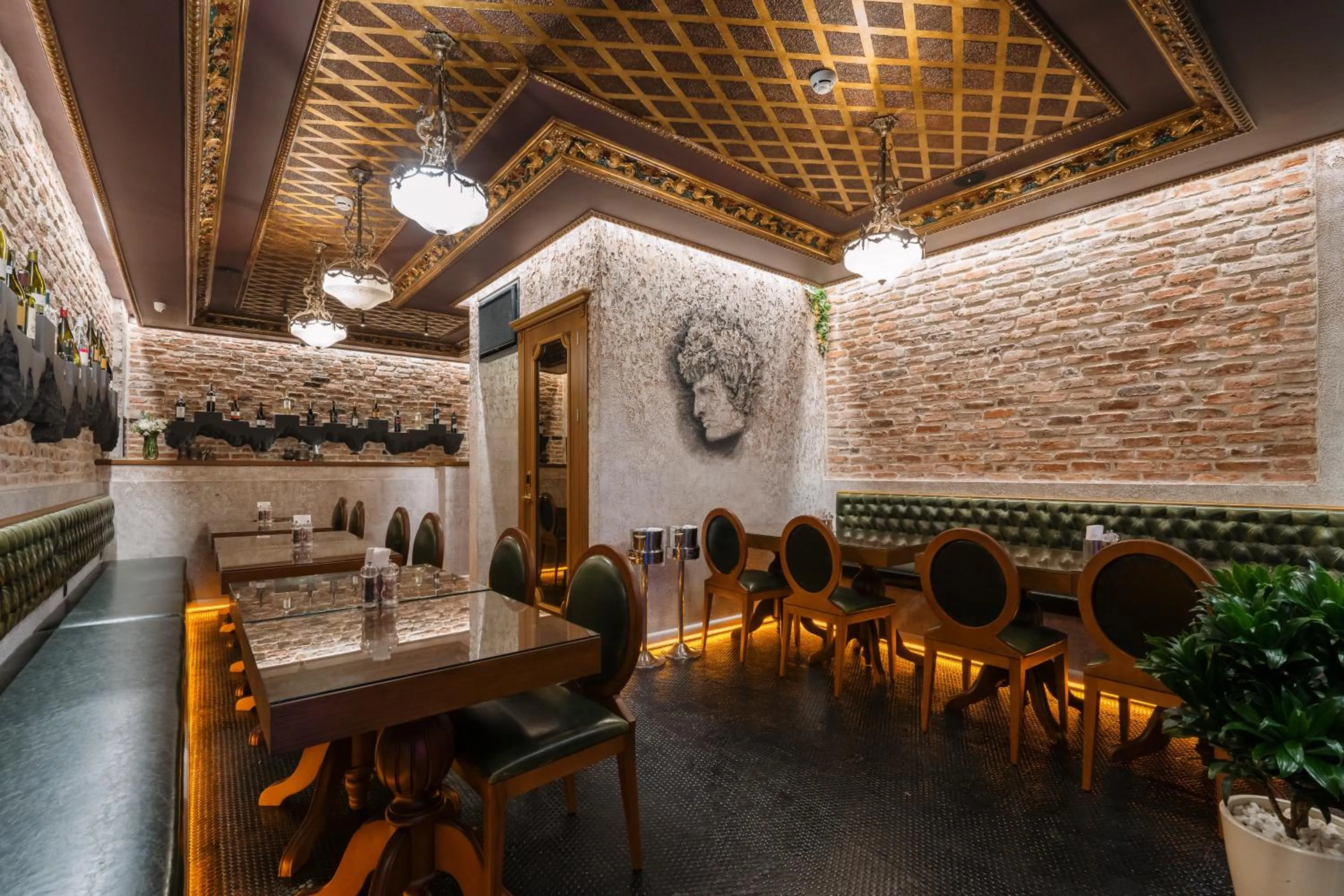 Restaurant/places to eat in Tria Elegance Istanbul