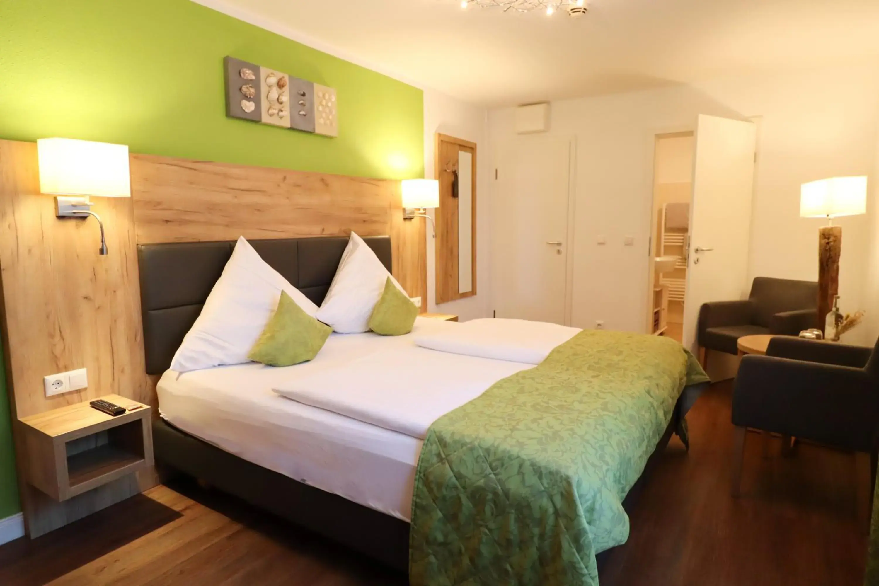 Mittleres Doppelzimmer in Hotel Das kleine Glück - Adults Only Mittleres Doppelzimmer in Hotel Das kleine Glück - Adults Only