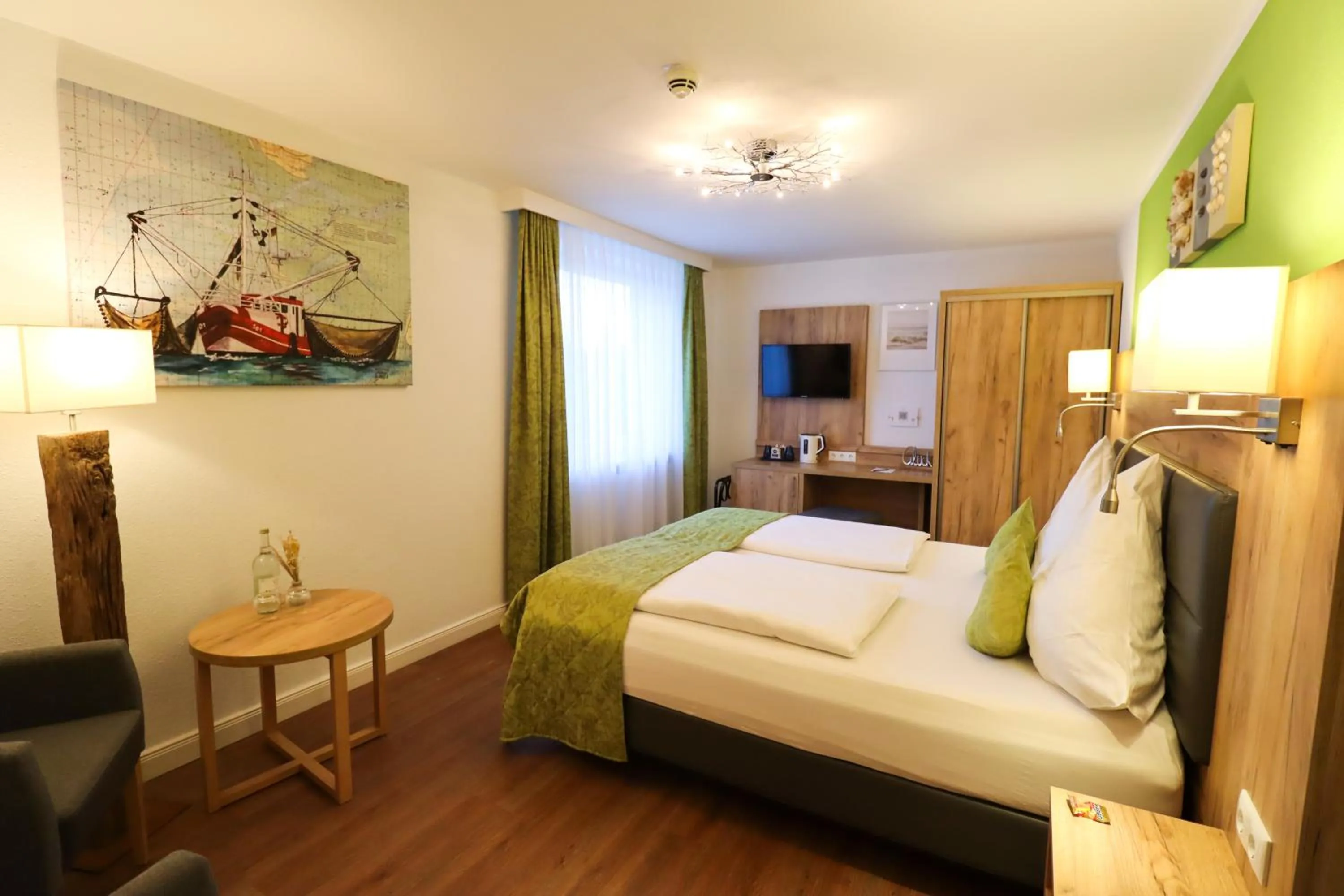 Photo of the whole room, Bed in Hotel Das kleine Glück - Adults Only