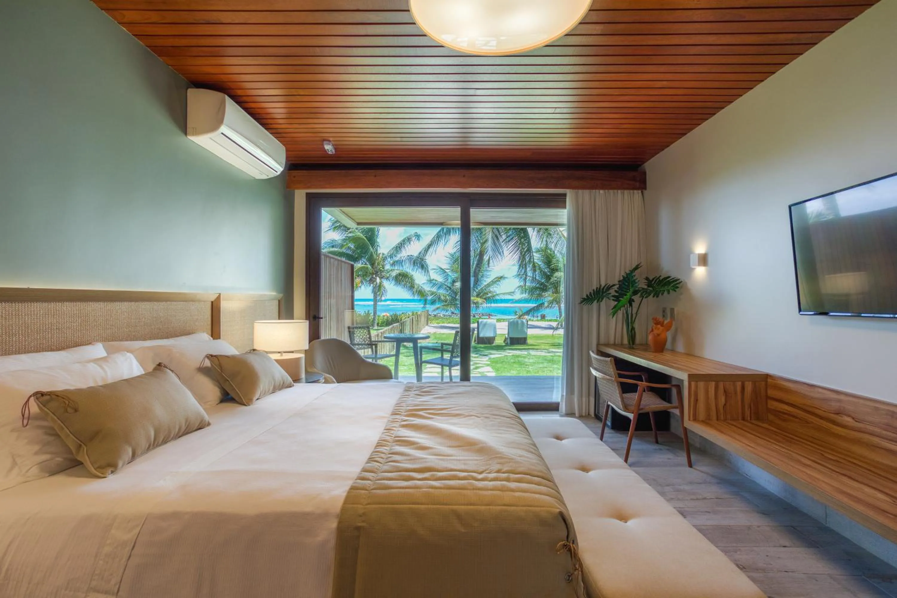 Bed in Serrambi Resort