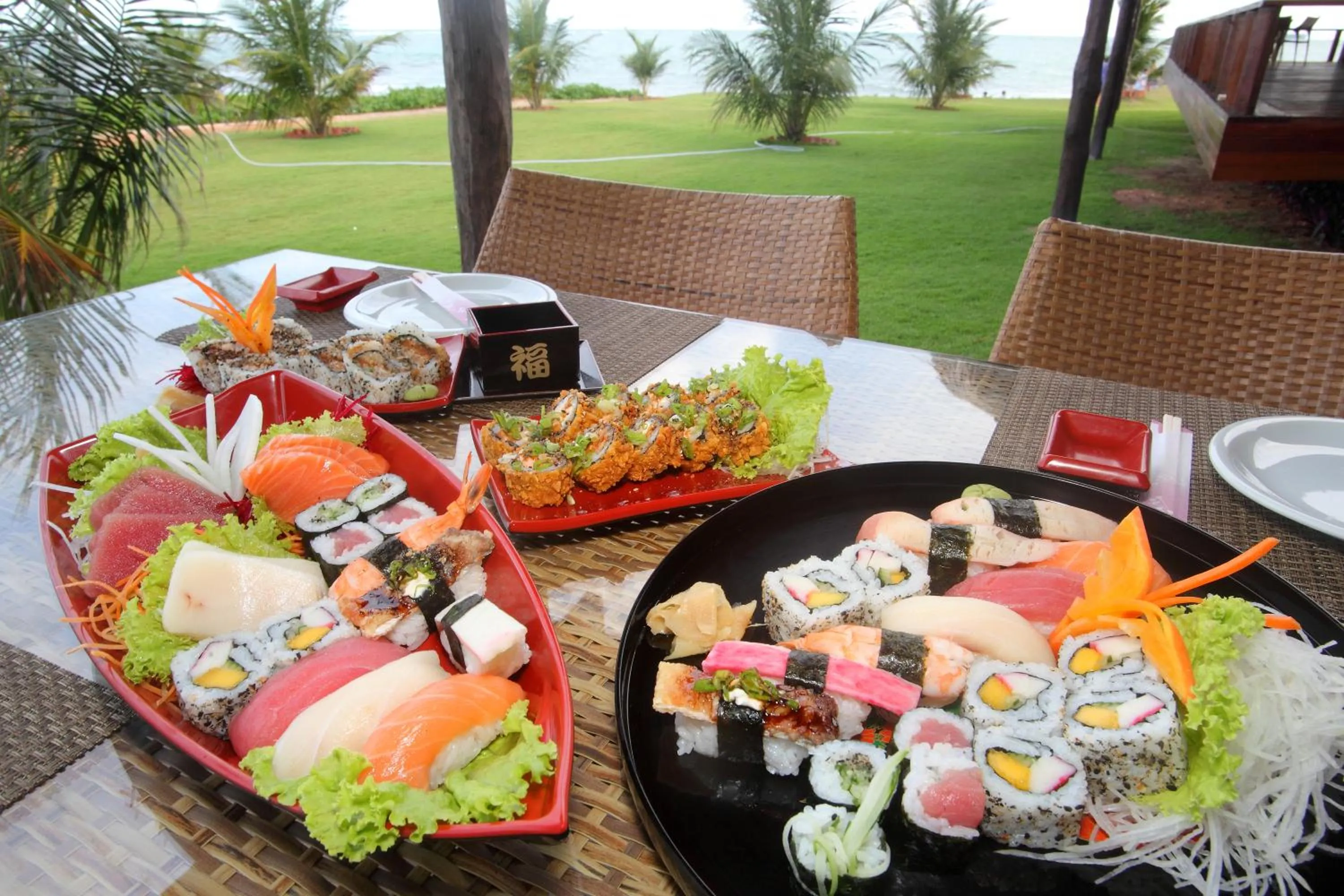 Restaurant/places to eat in Serrambi Resort