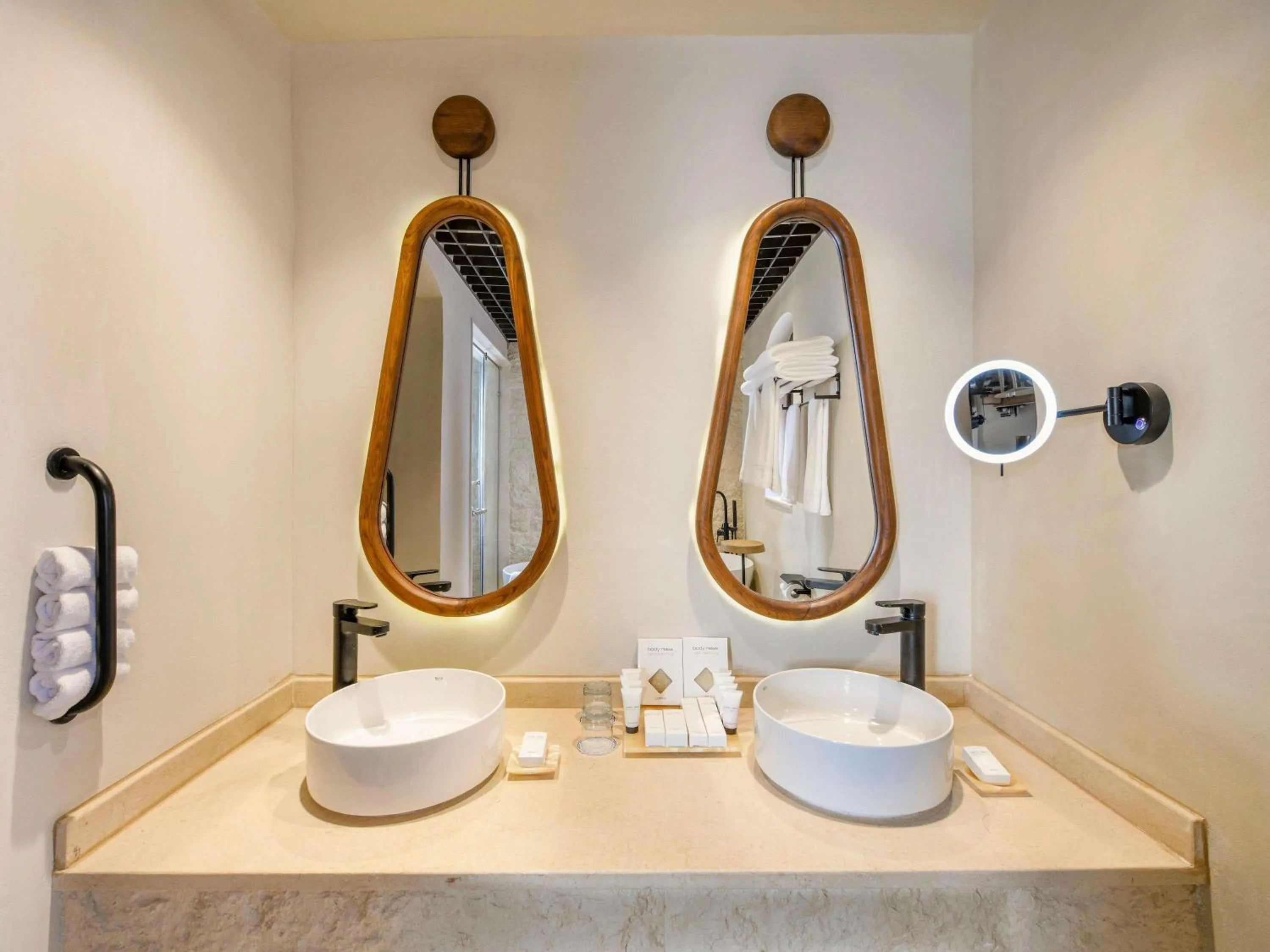 Photo of the whole room in Movenpick Resort El Quseir