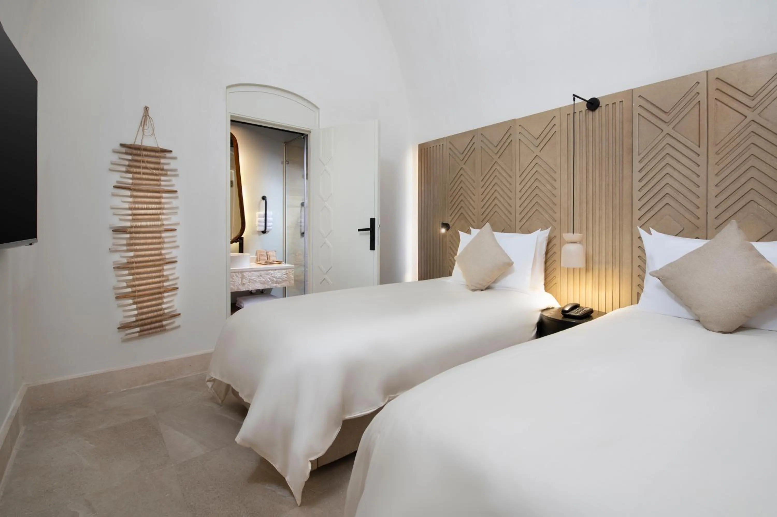 Bedroom, Bed in Movenpick Resort El Quseir