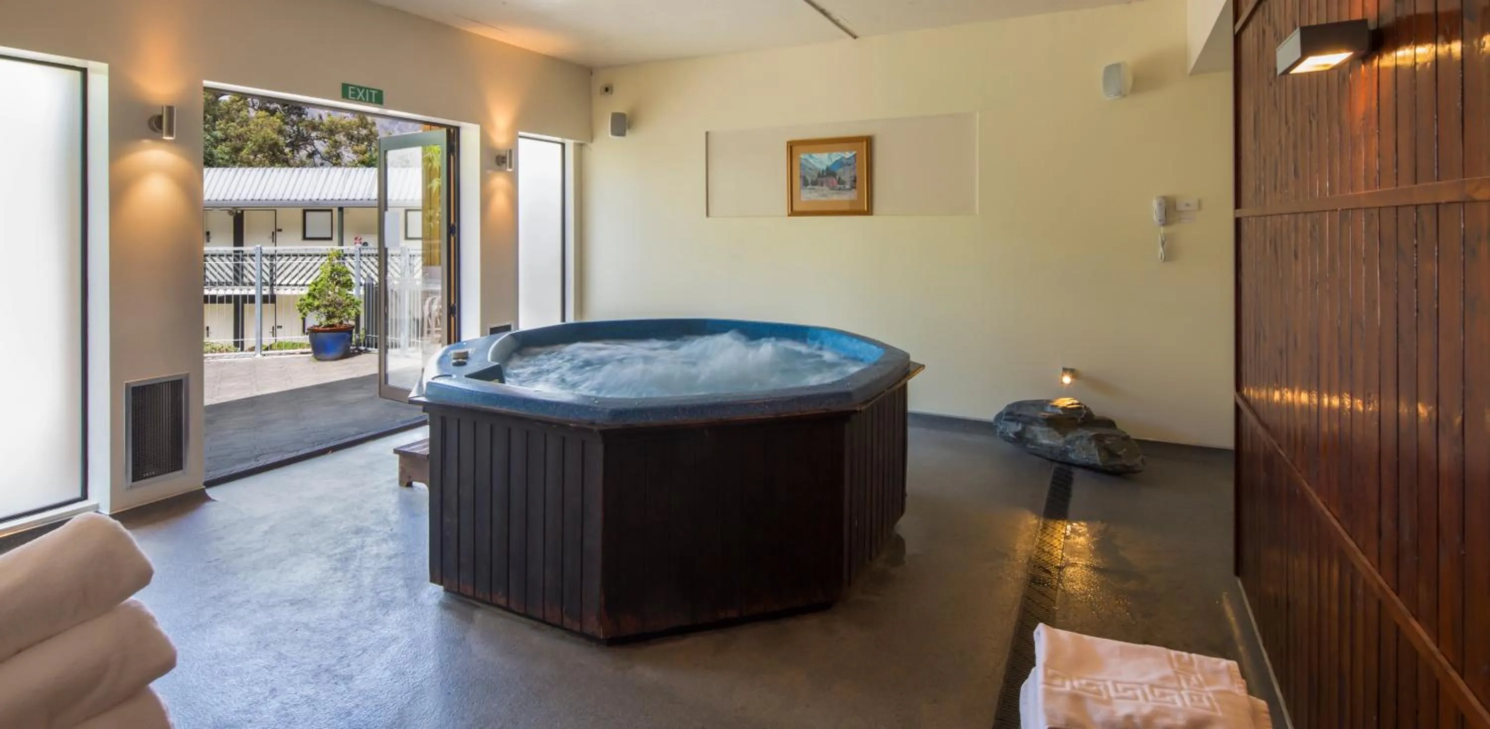 Swimming pool in Holiday Inn Queenstown Frankton Road by IHG