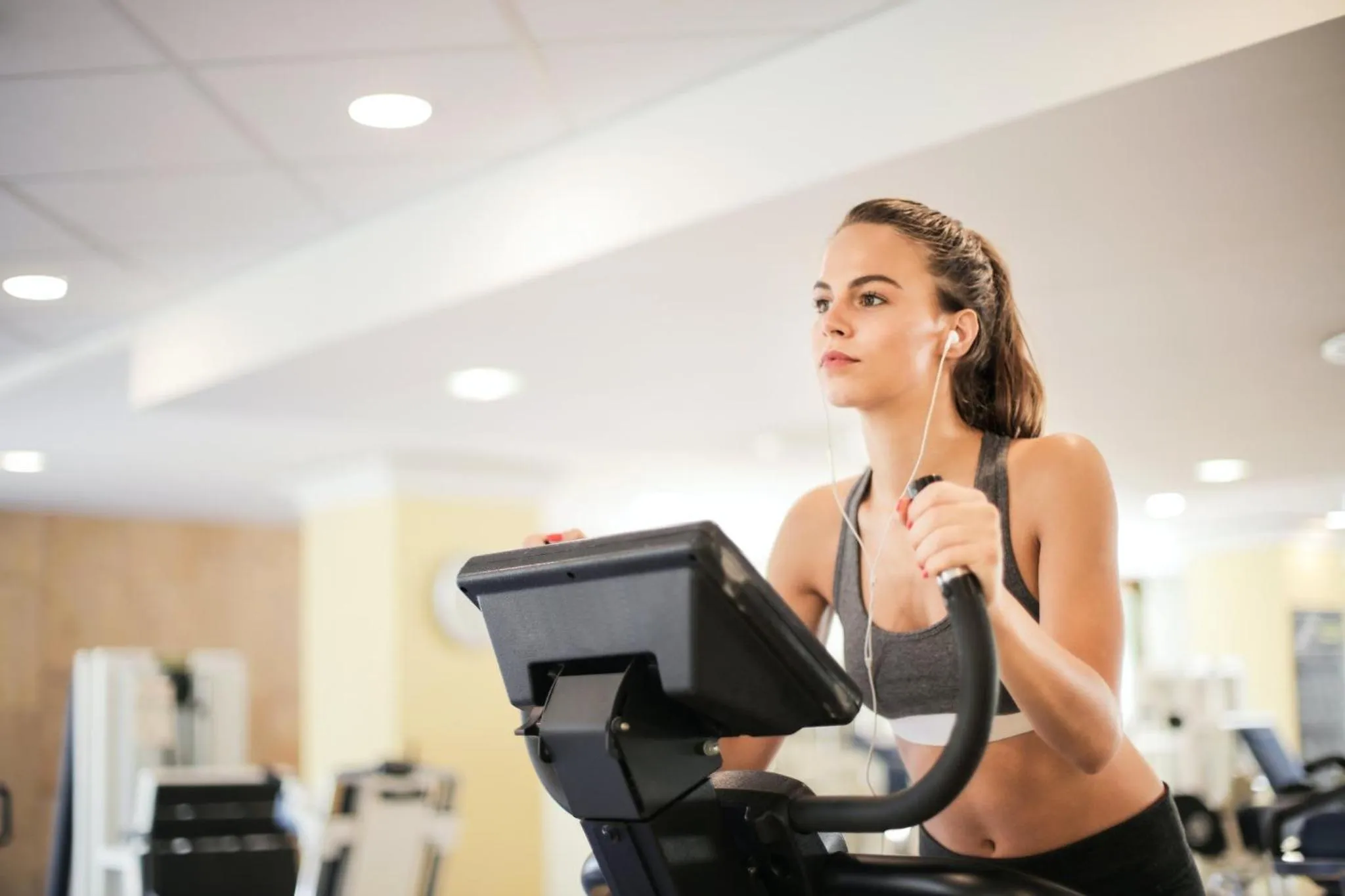 Fitness centre/facilities in Holiday Inn Queenstown Frankton Road by IHG