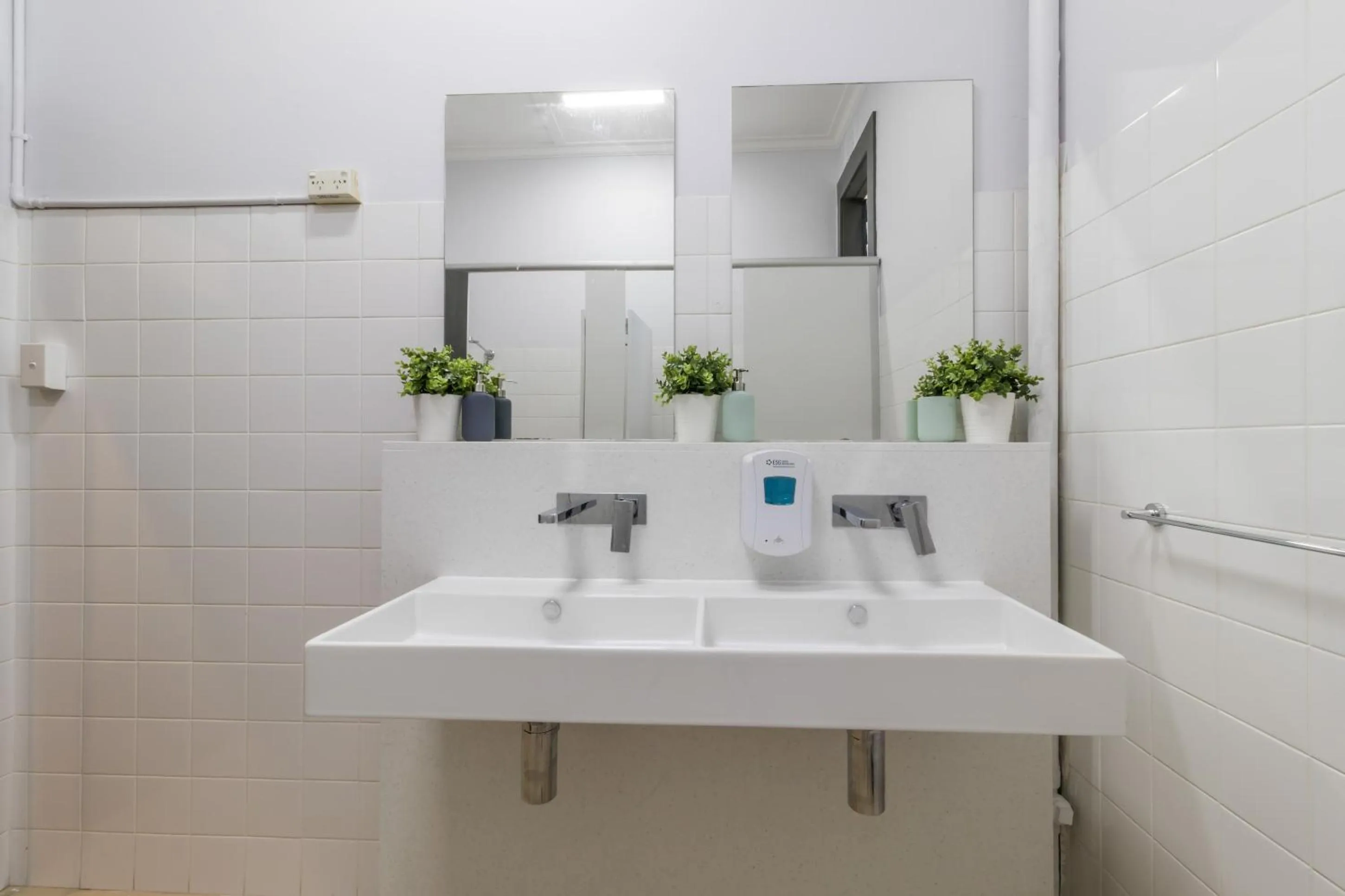 Bedroom in Royal Hotel Ryde