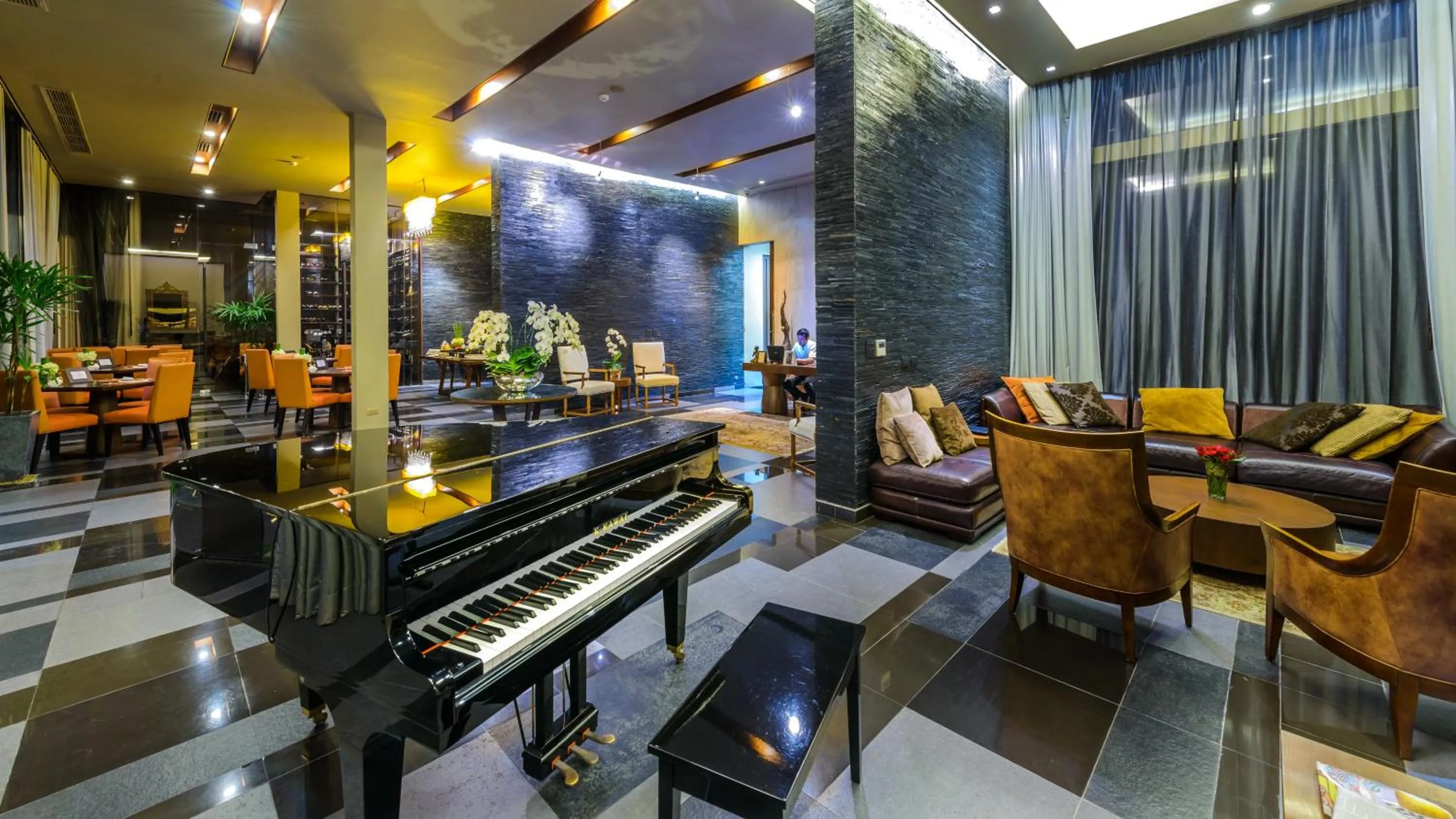 Restaurant/places to eat in Impiana Private Villas Kata Noi