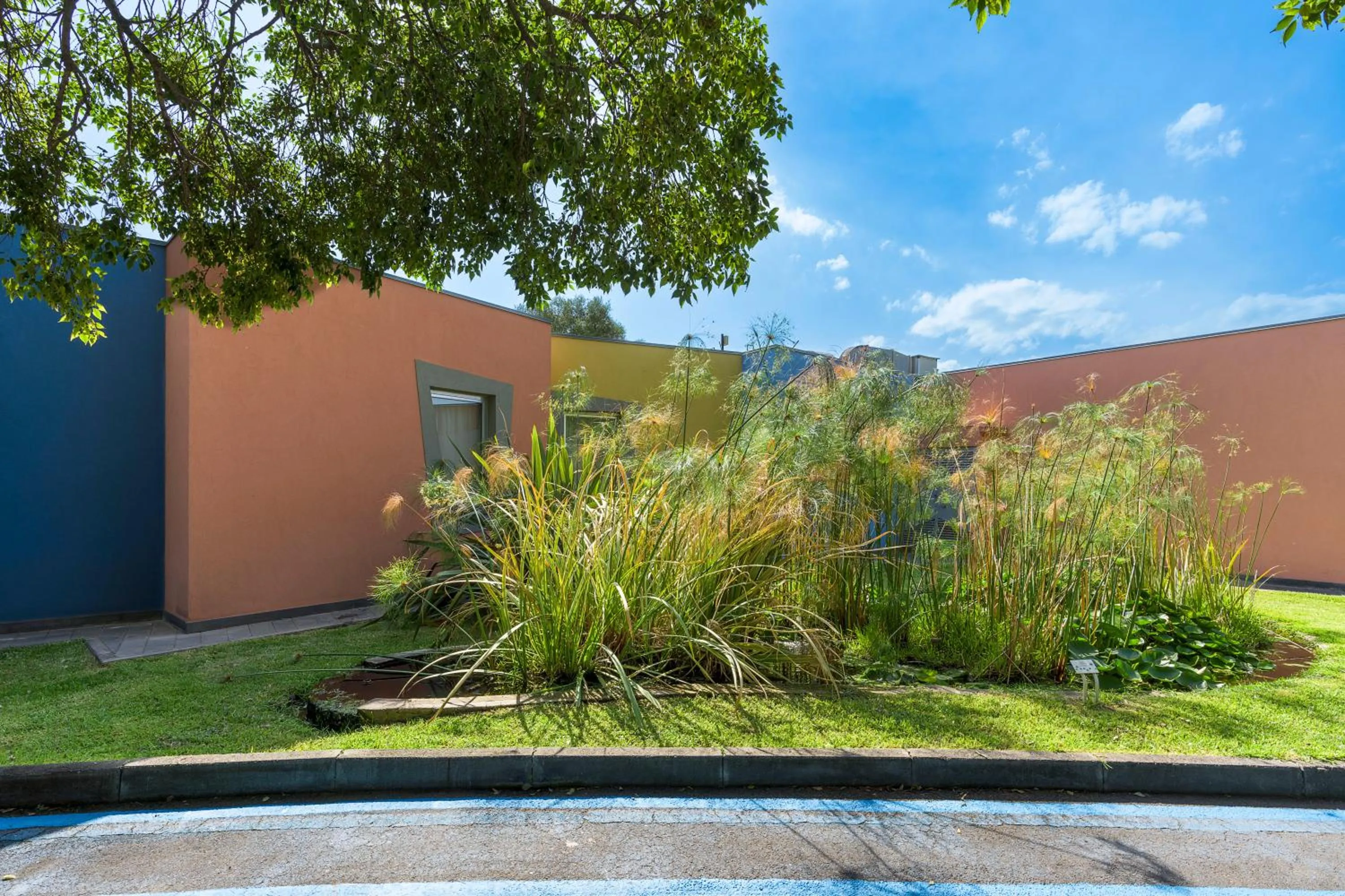 Property building in ibis Styles Catania Acireale