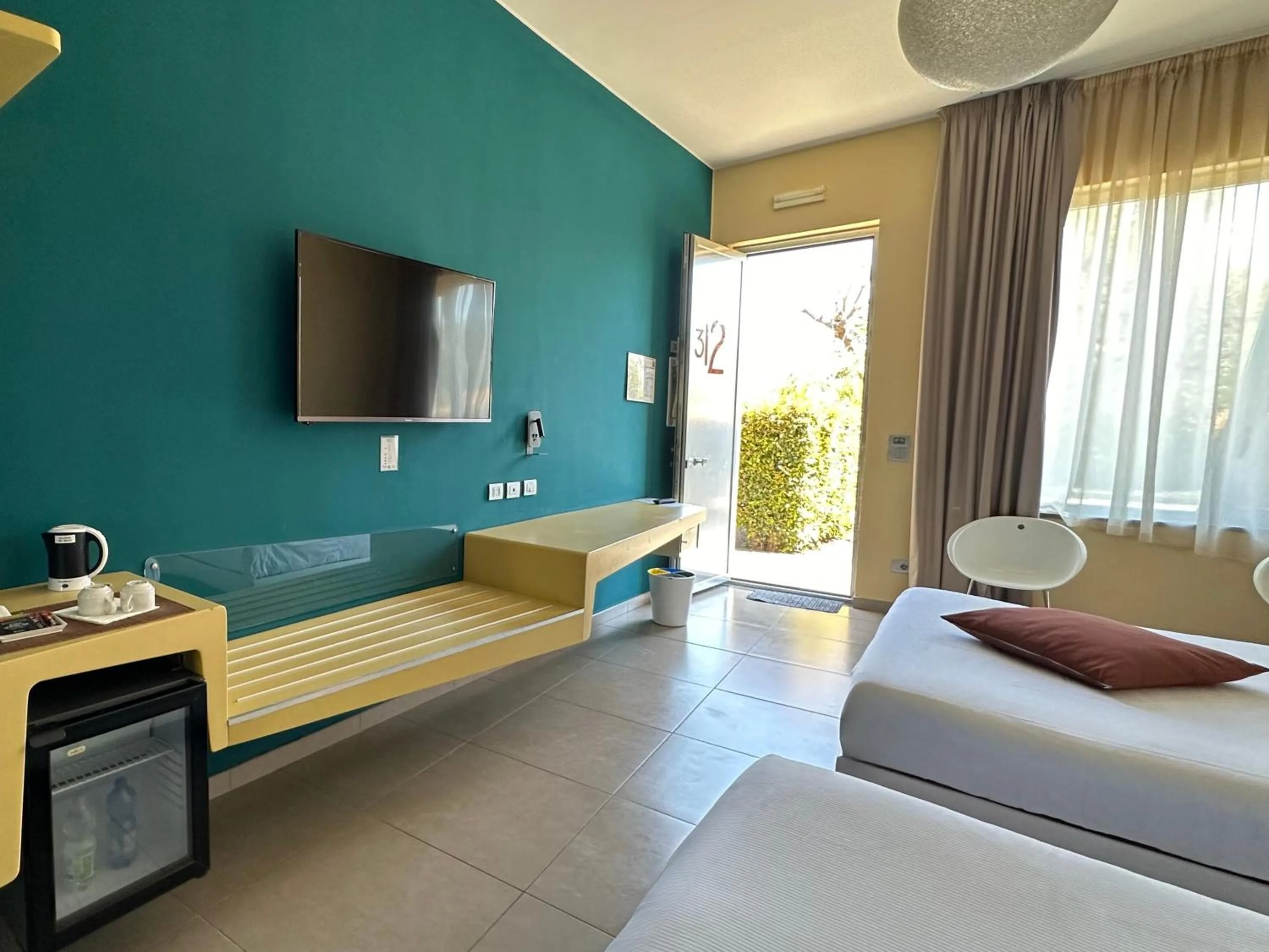 Bed in ibis Styles Catania Acireale