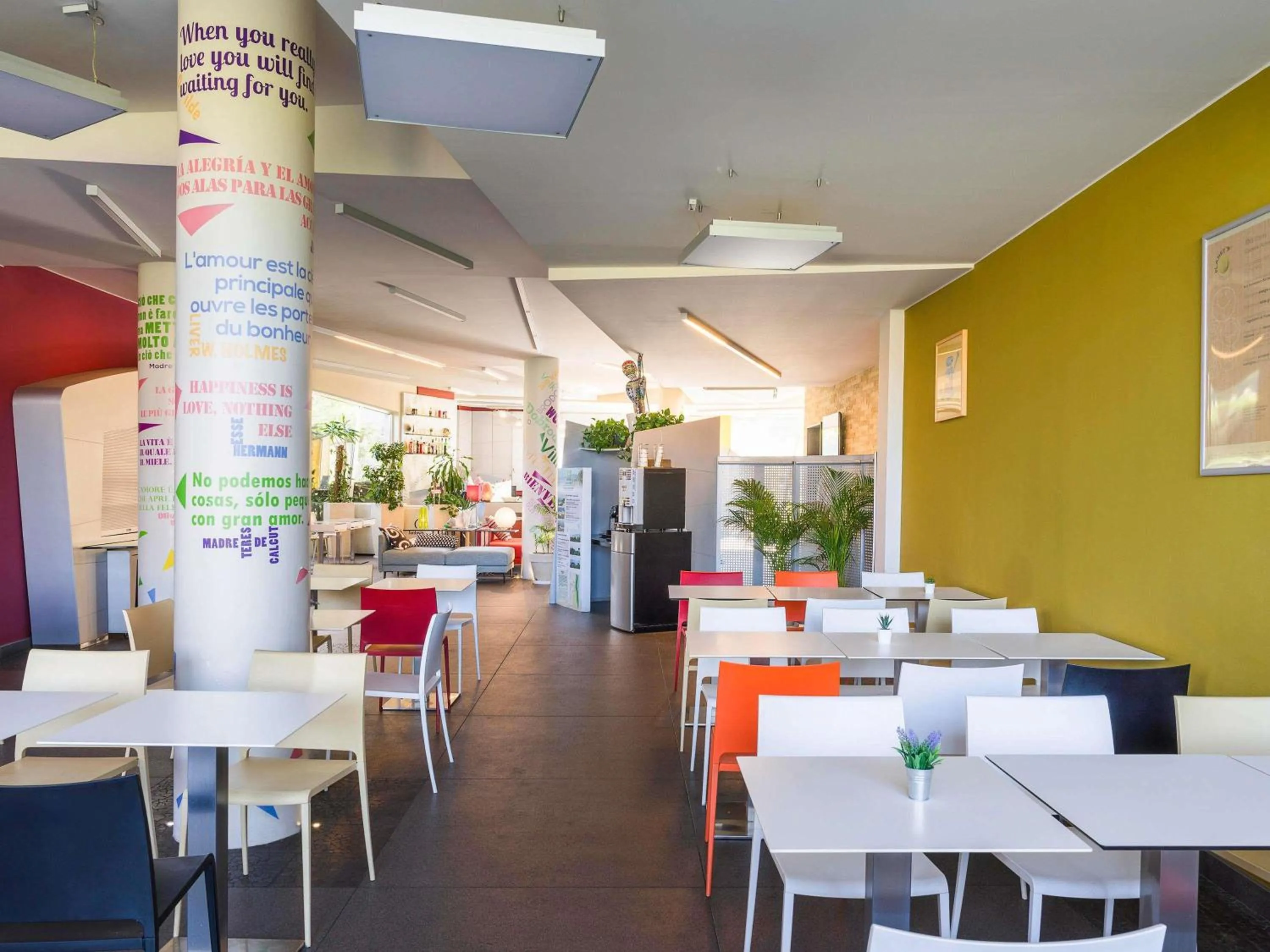 Breakfast in ibis Styles Catania Acireale