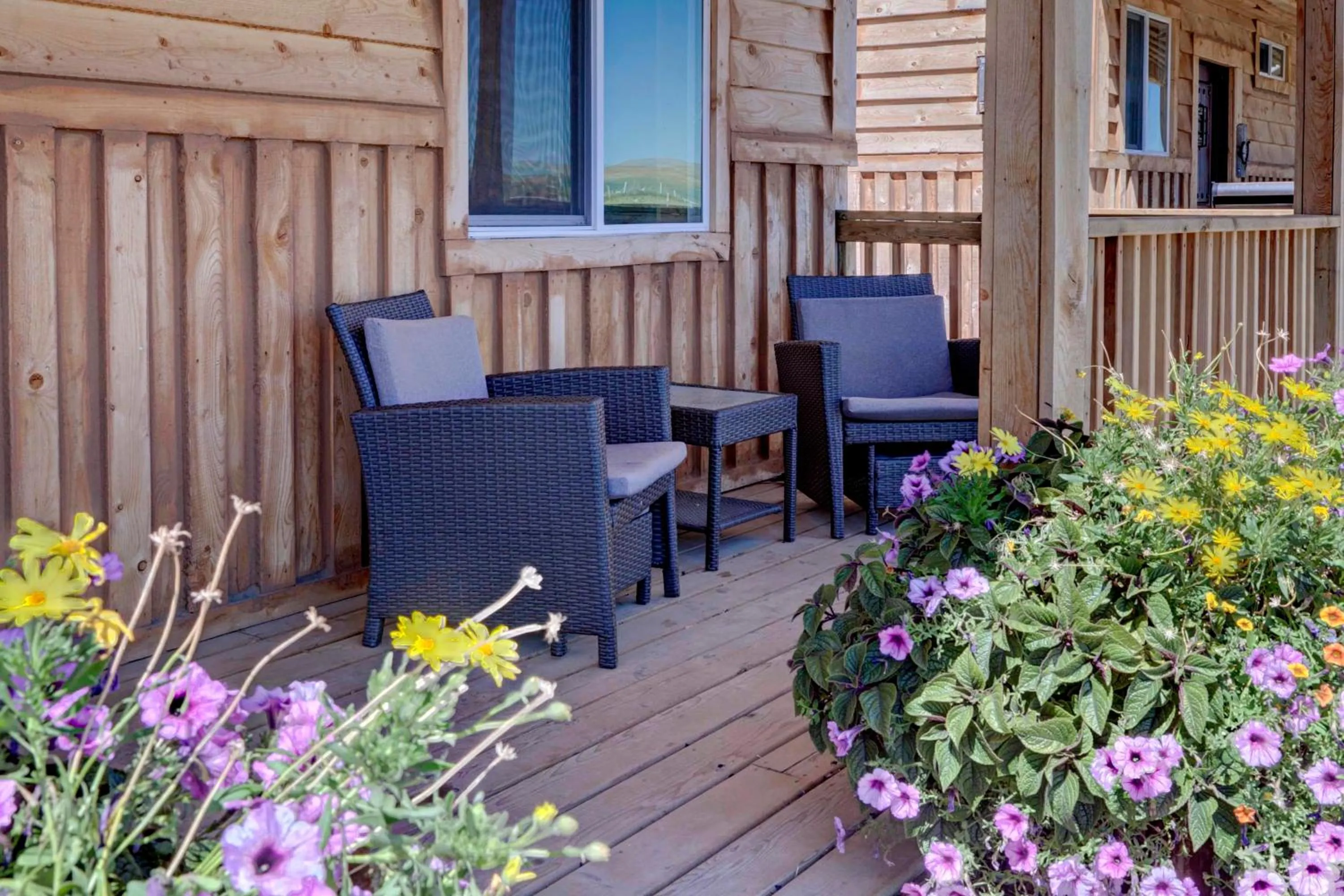 Balcony/Terrace in Mountain Haven Cabins