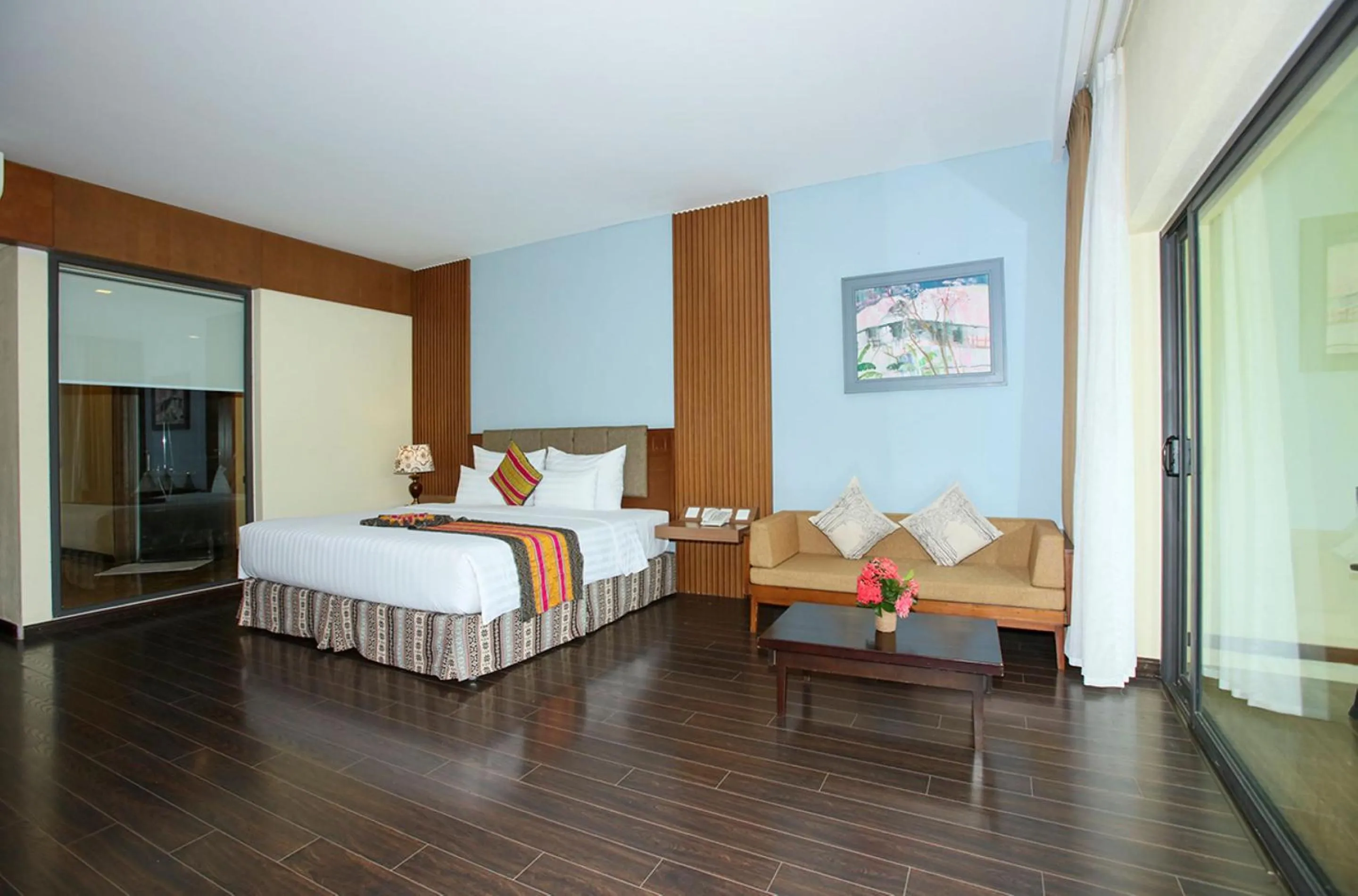 Bedroom, Bed in Serena Kim Boi Resort - Hoa Binh