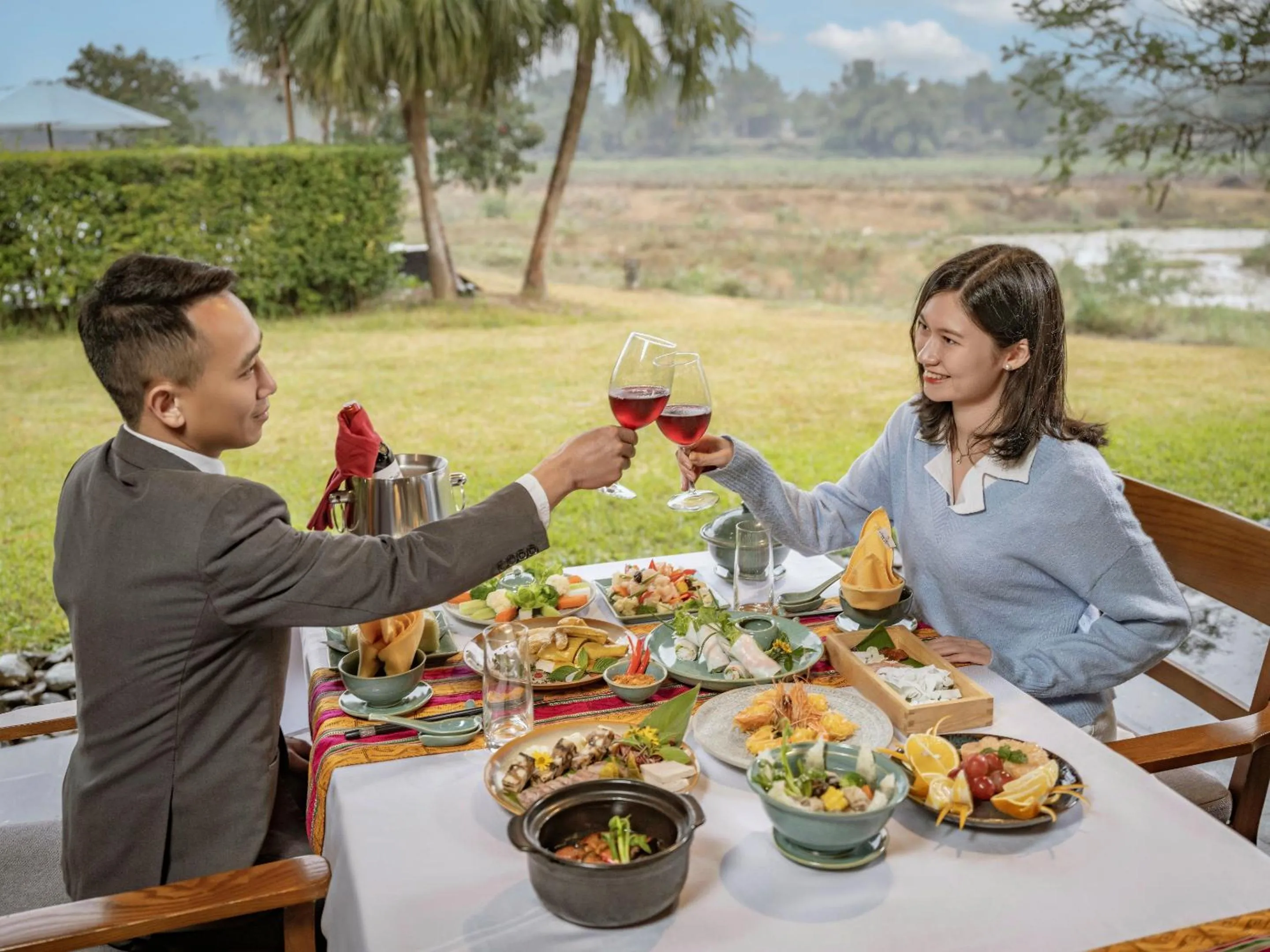 Restaurant/places to eat in Serena Kim Boi Resort - Hoa Binh