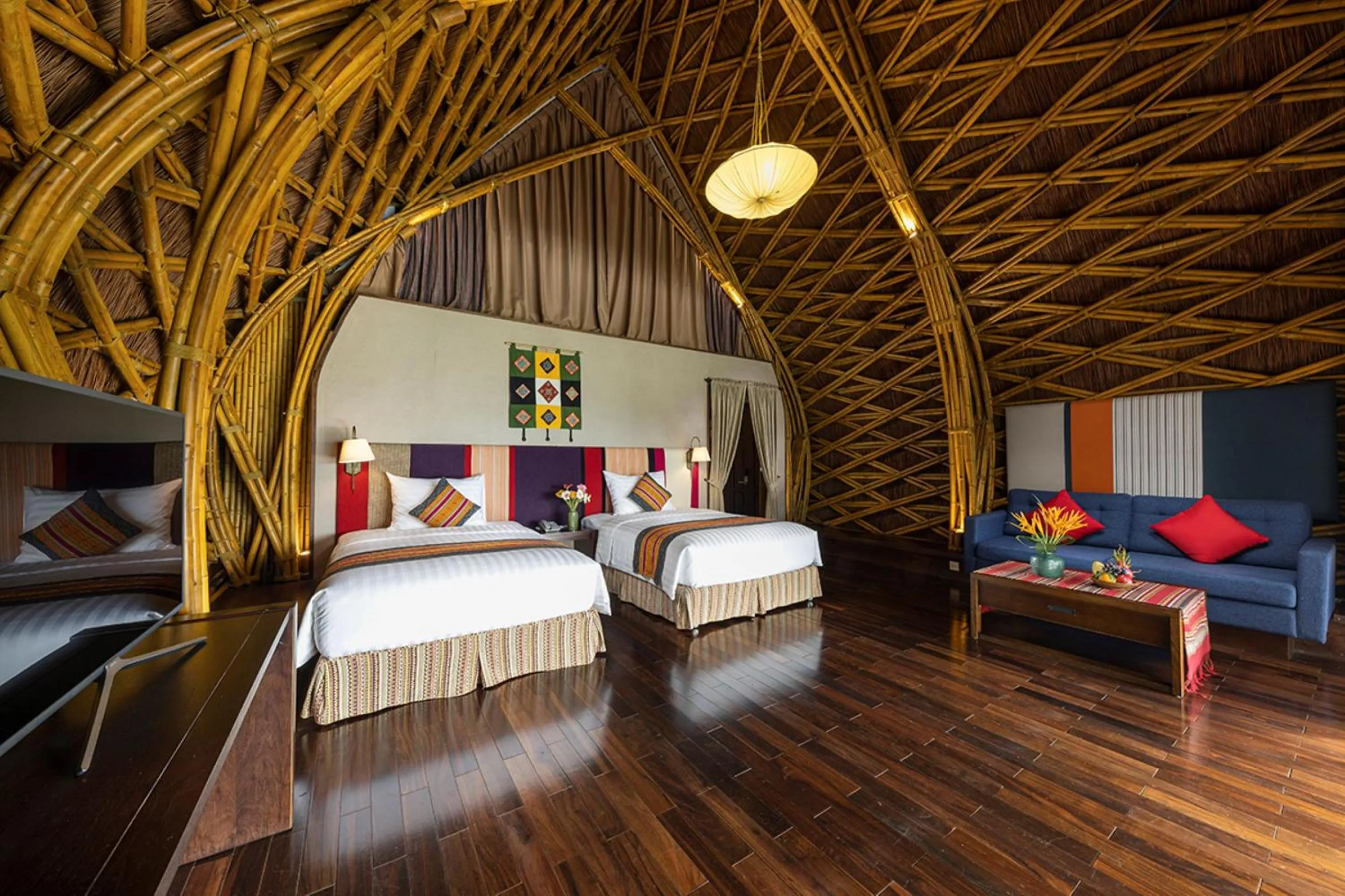 Bedroom, Bed in Serena Kim Boi Resort - Hoa Binh