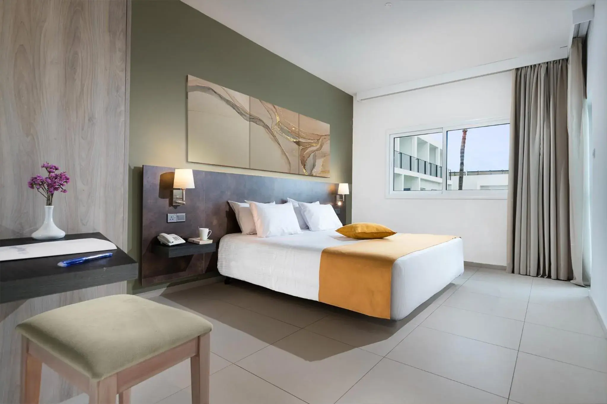 One Bedroom Suite in Mayfair Hotel One Bedroom Suite in Mayfair Hotel