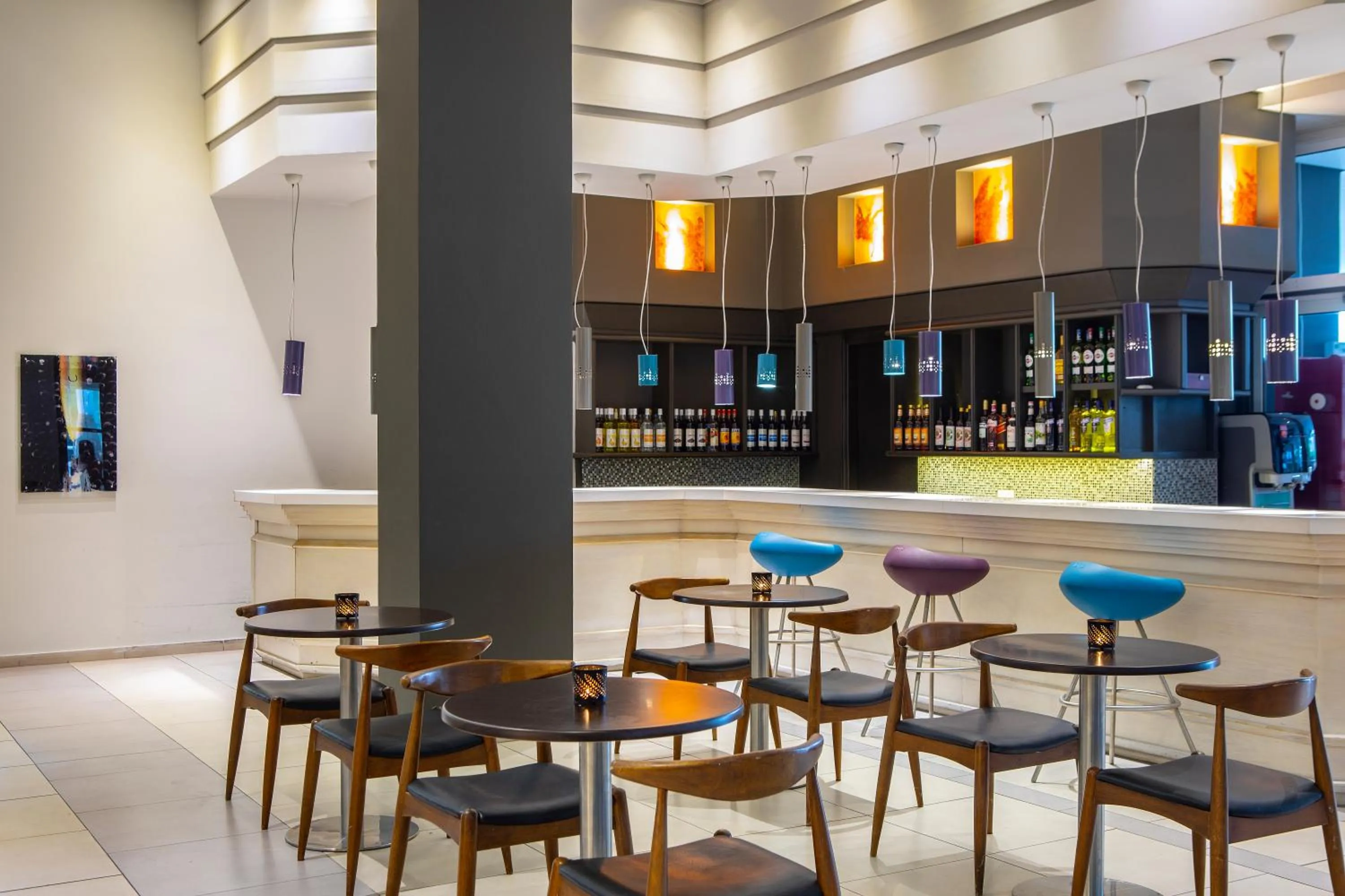 Lounge or bar in Mayfair Hotel